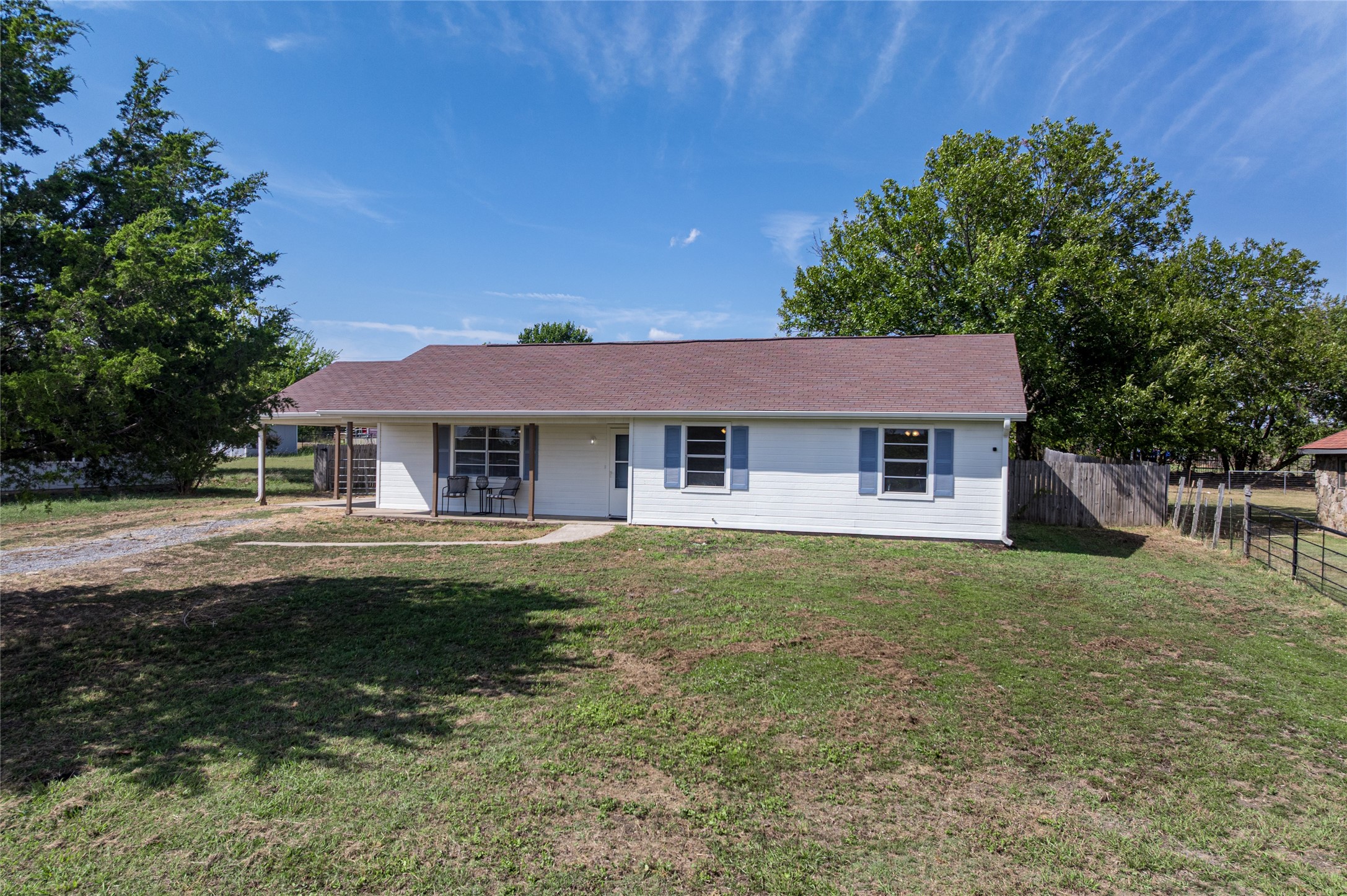 614 E FM 272, Celeste, TX 75423 — photo 2