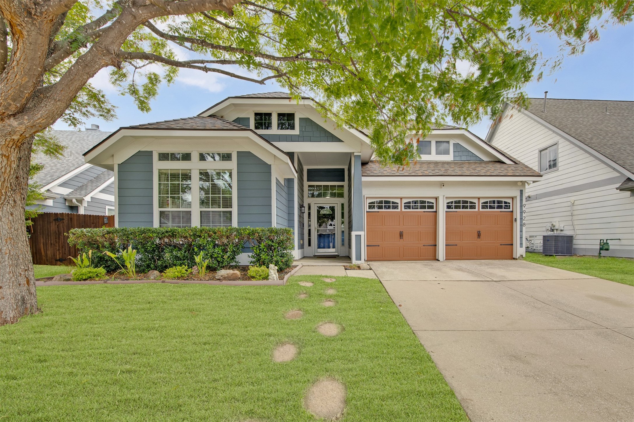 9928 Tanglebrush Drive — photo