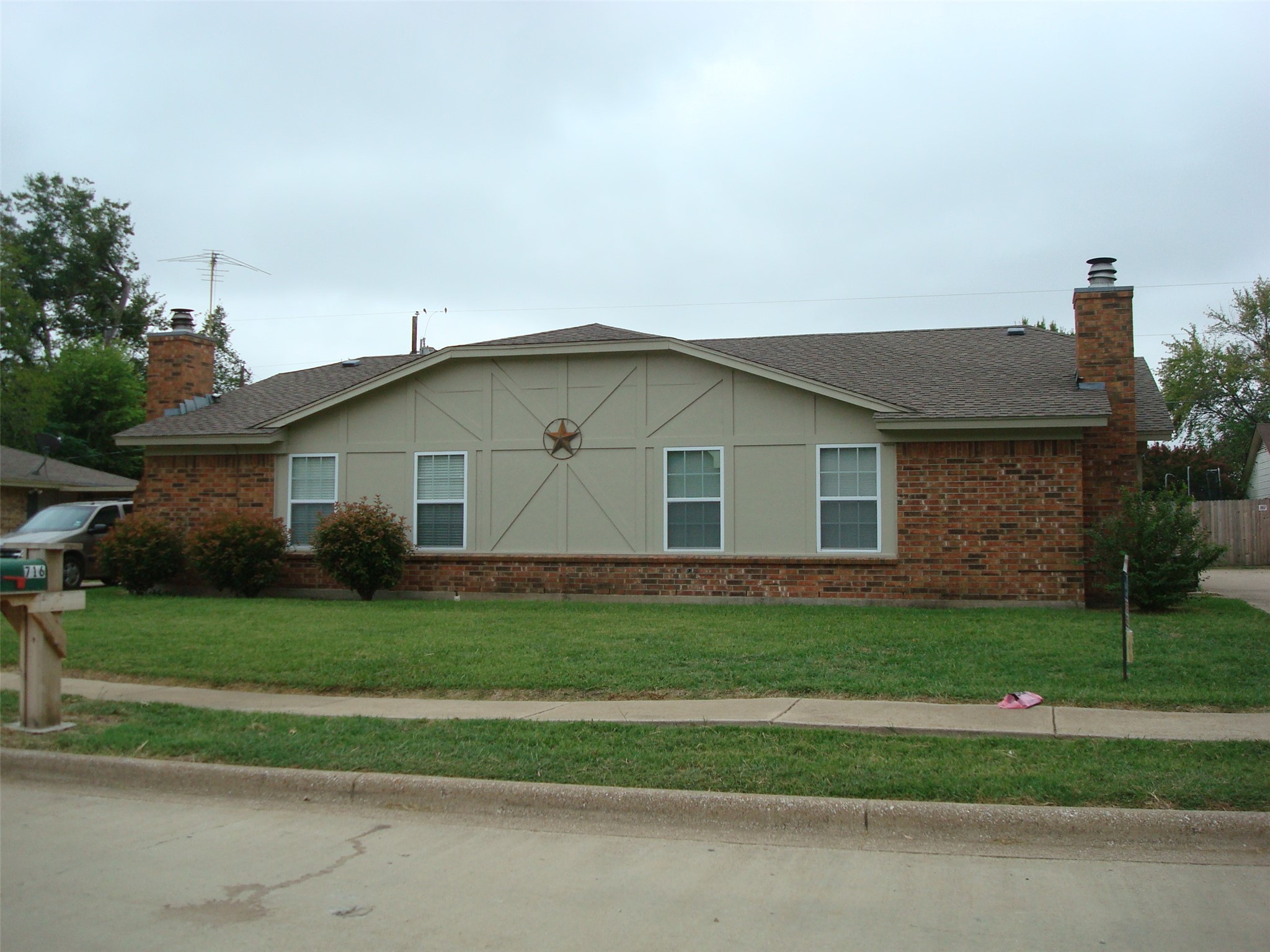 716 Windcrest Drive — photo