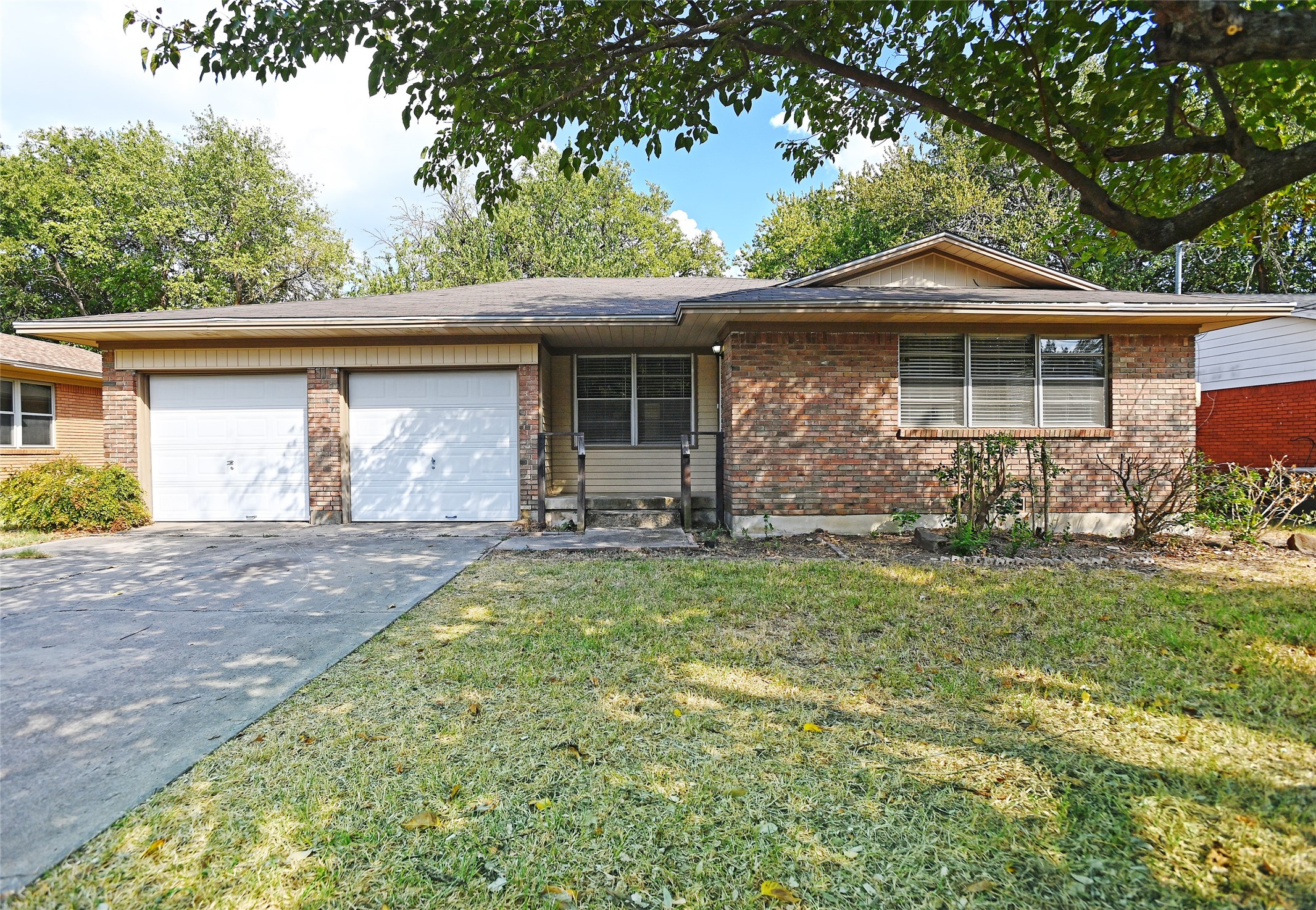3208 Avon Drive — photo