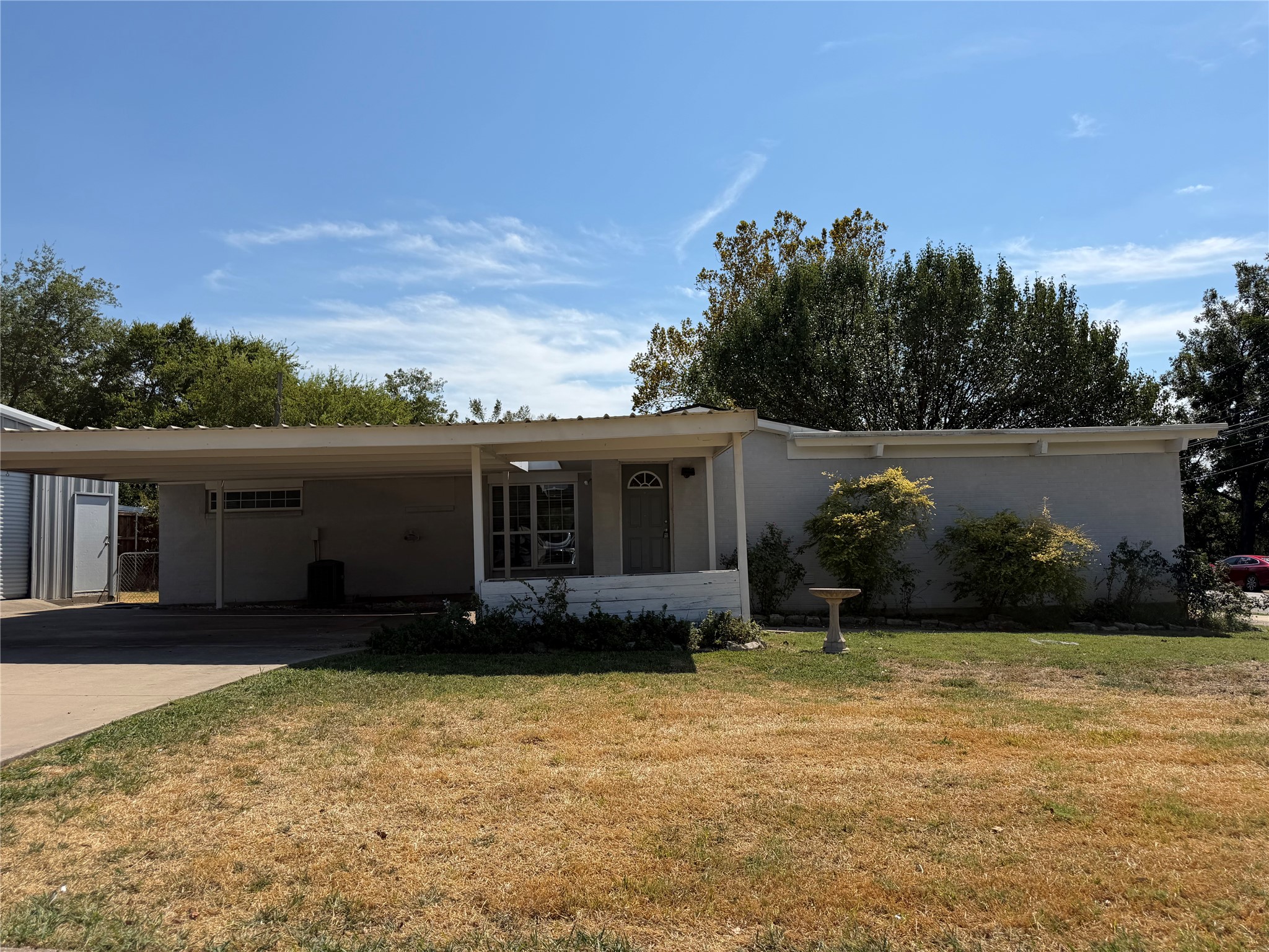 811 N Grant Drive — photo