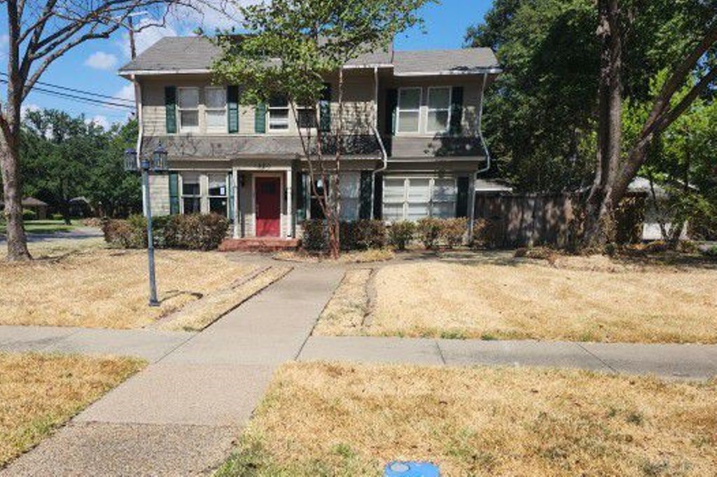 1820 Maplewood Avenue — photo