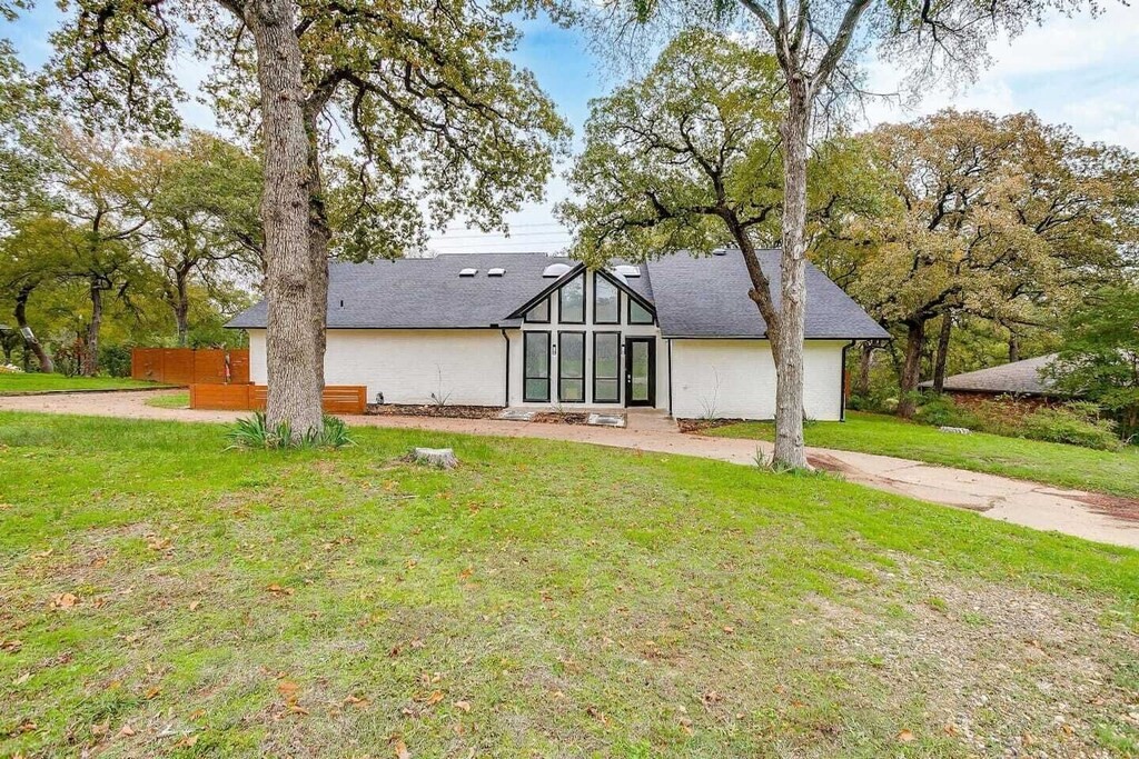 2306 Cypress Drive — photo