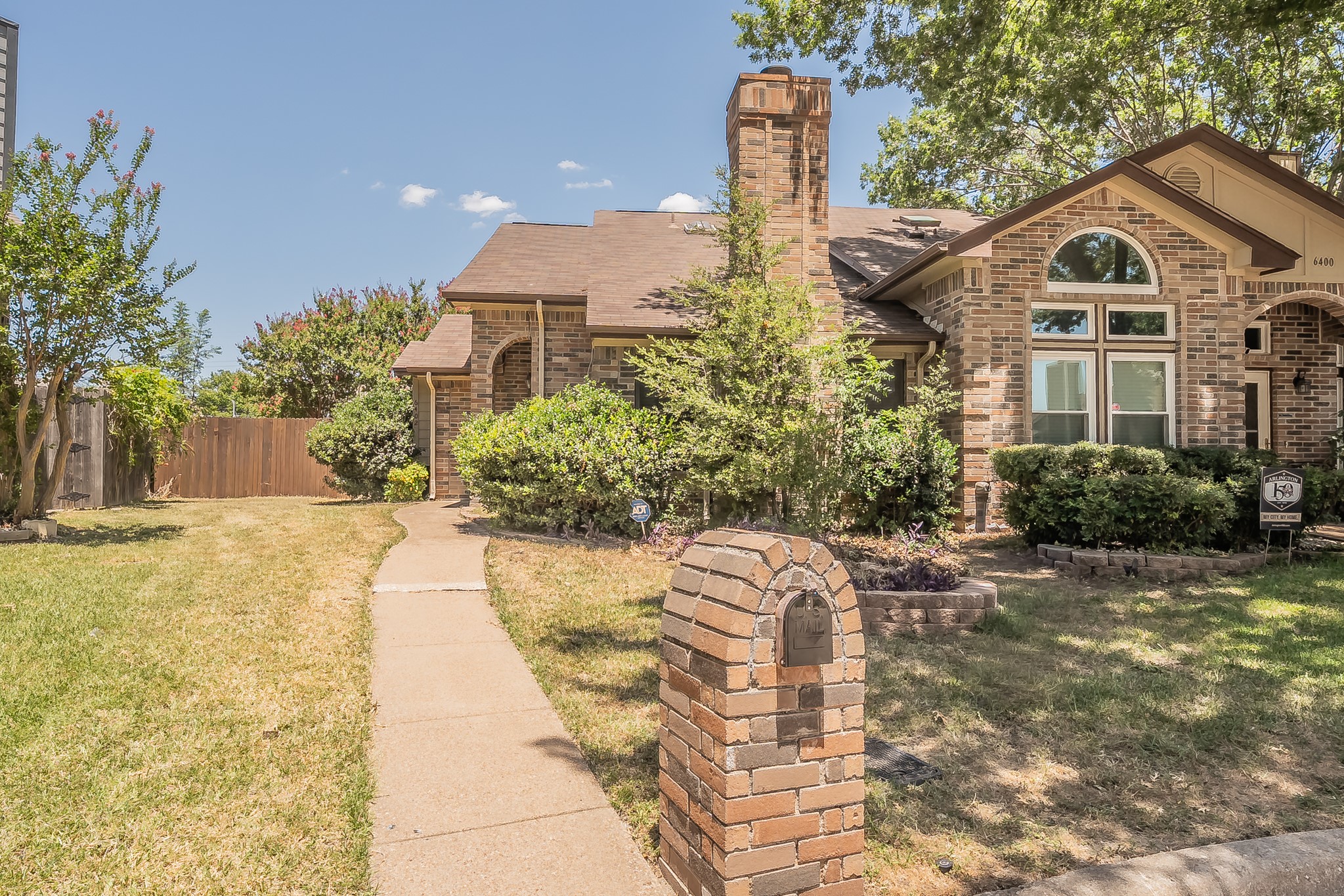 6402 Valleybrooke Court — photo
