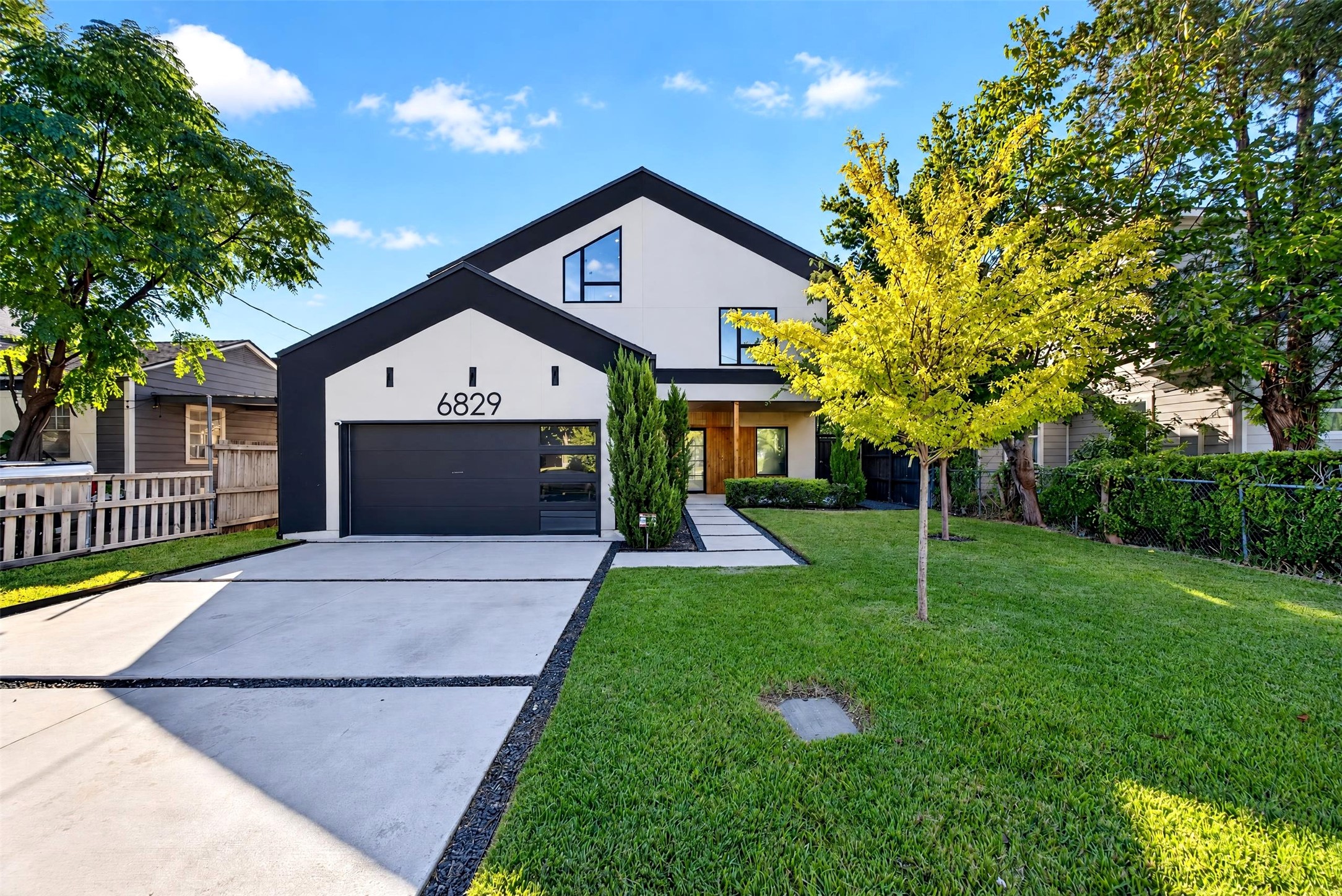 6829 Prosper Street — photo