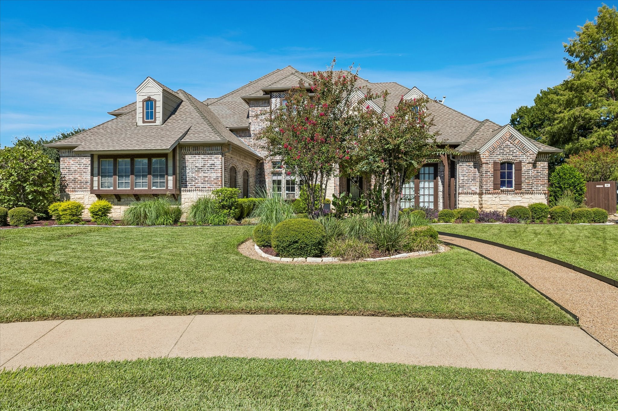 1417 Kaitlyn Lane — photo