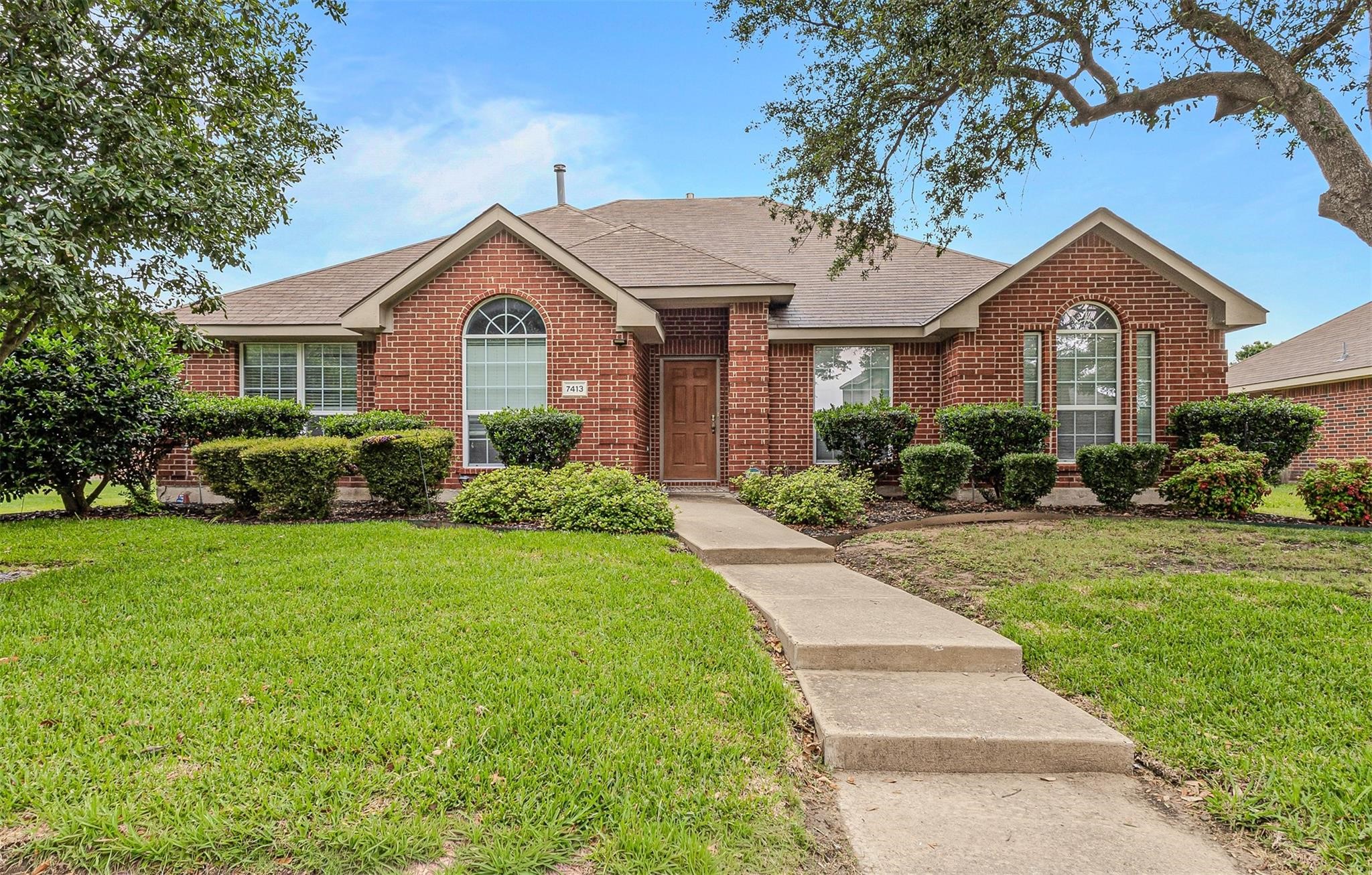 7413 Providence Drive — photo