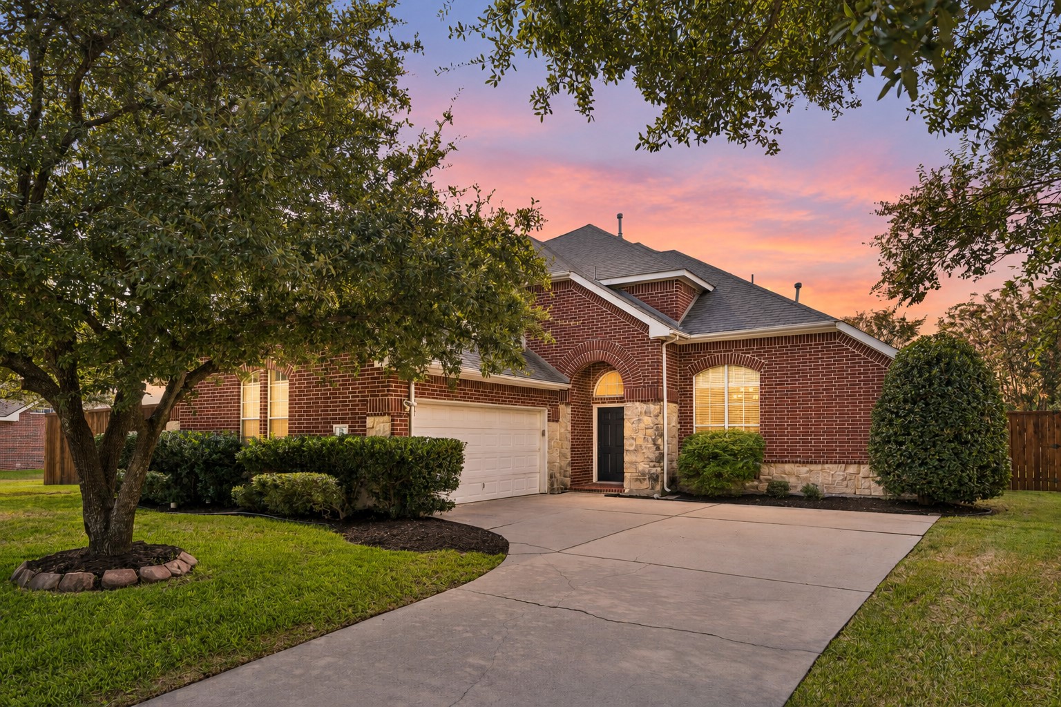 35 Creekside Drive — photo