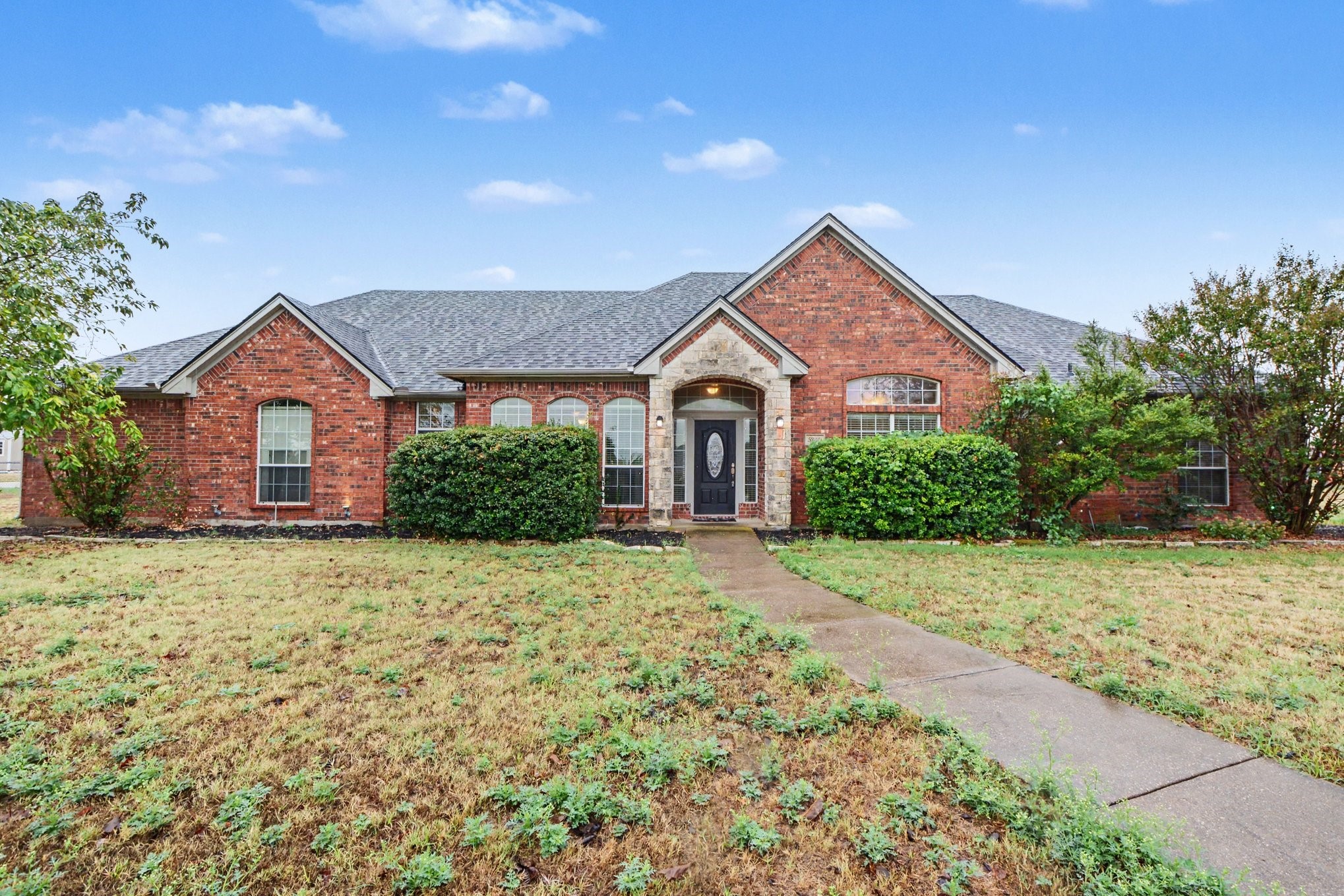 5840 Deerfield Lane — photo