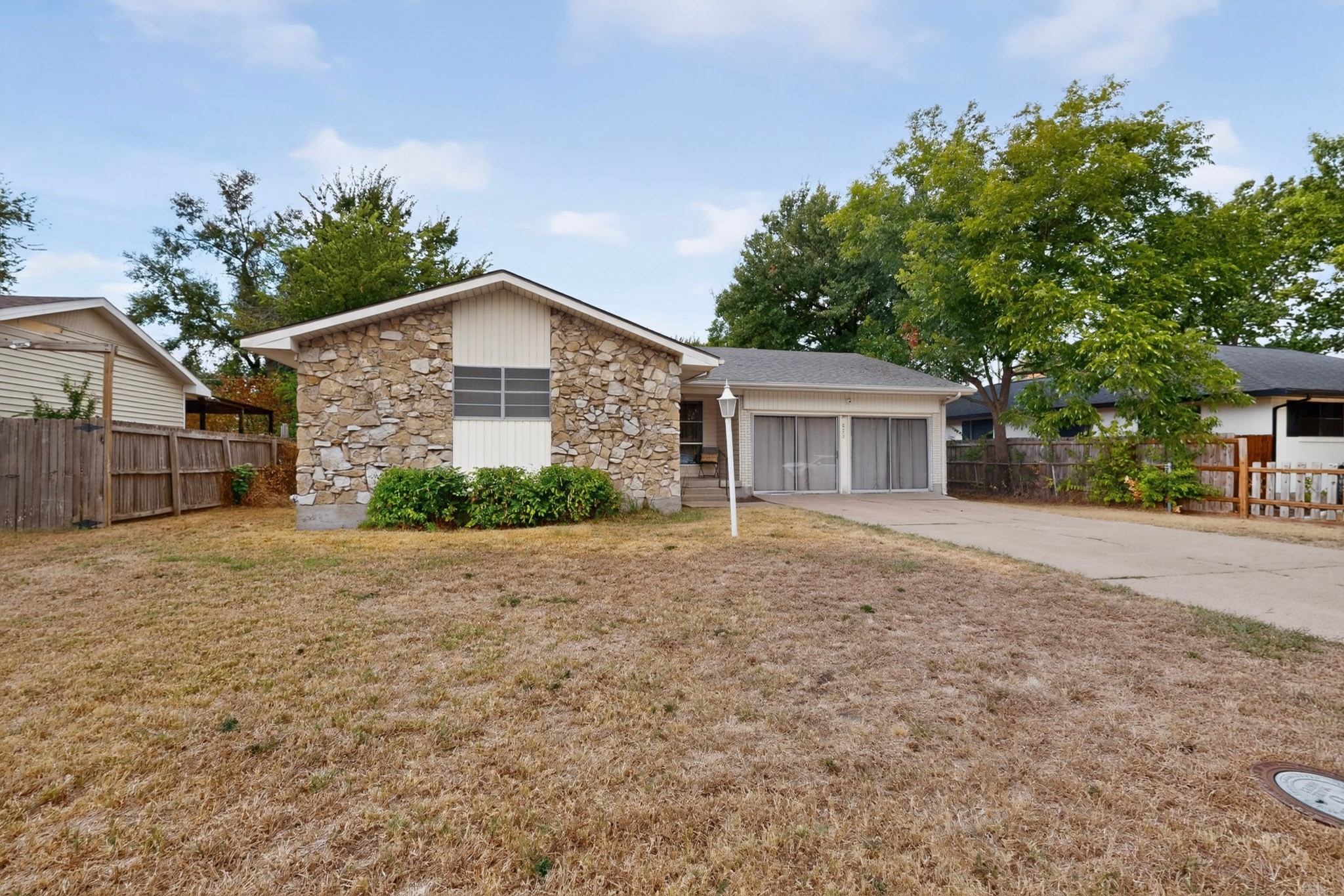 873 Beverly Drive — photo
