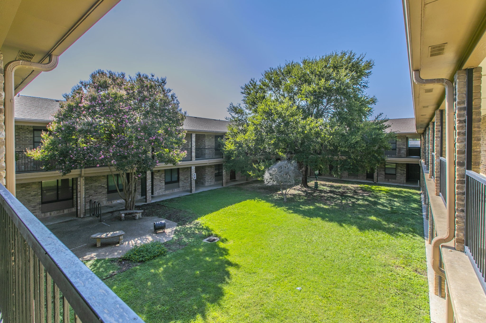 1214 Baylor Avenue 205 — photo