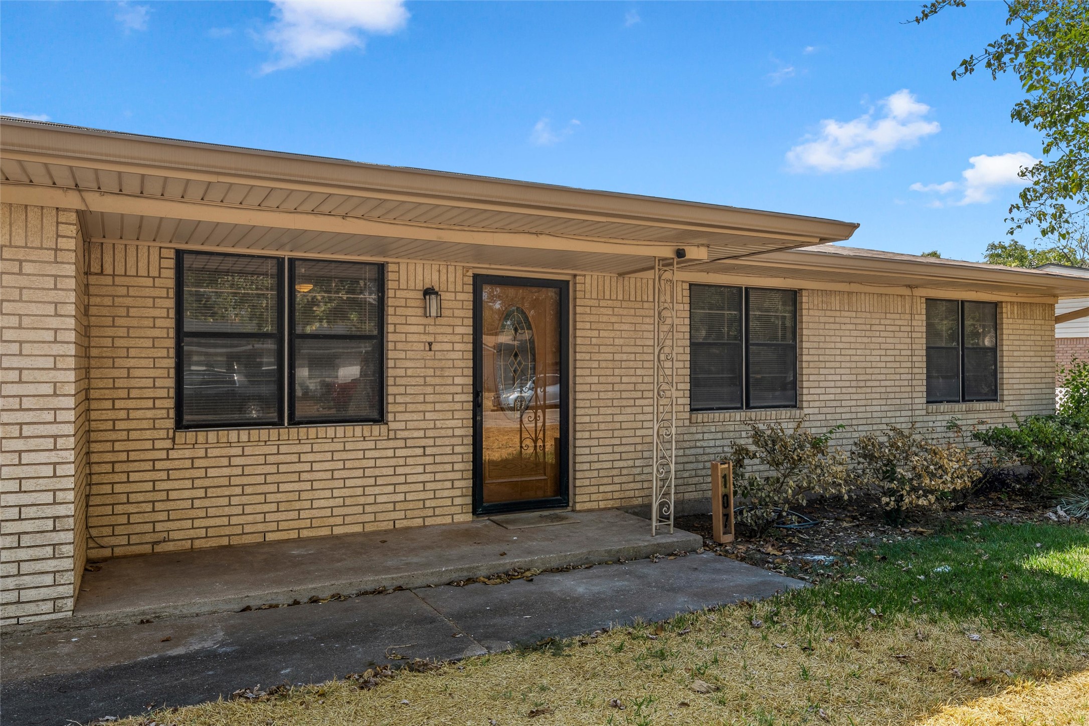107 E Dawn Drive, Robinson, TX 76706 — photo 2