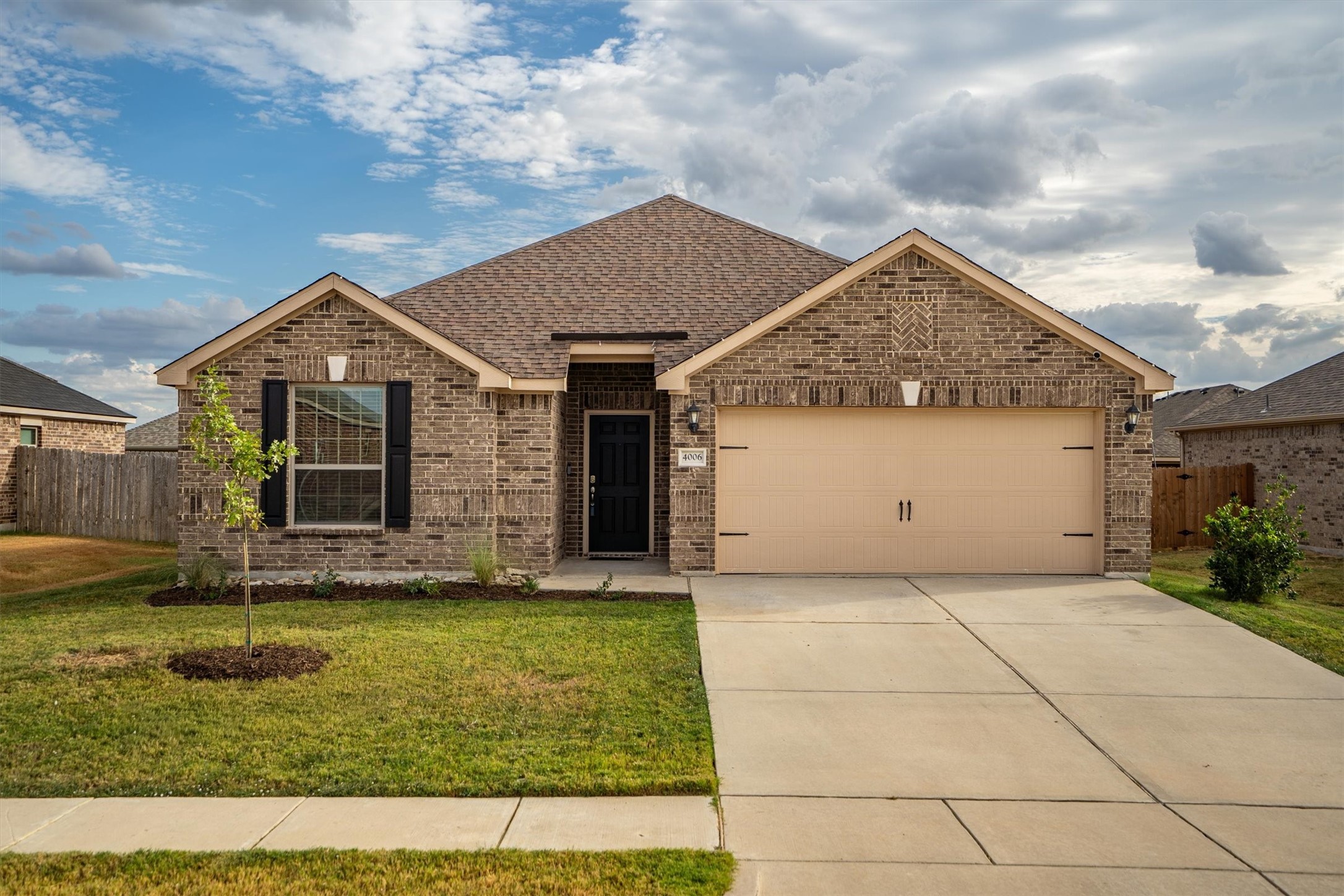 4006 Lakeview Drive — photo