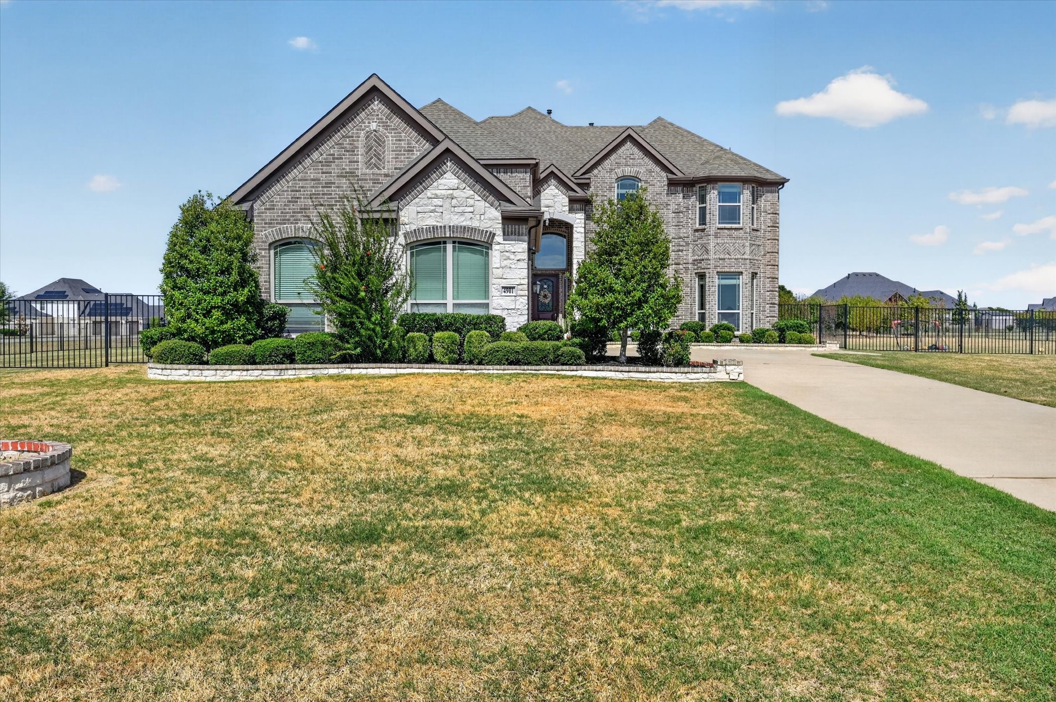 4901 Keswick Drive — photo