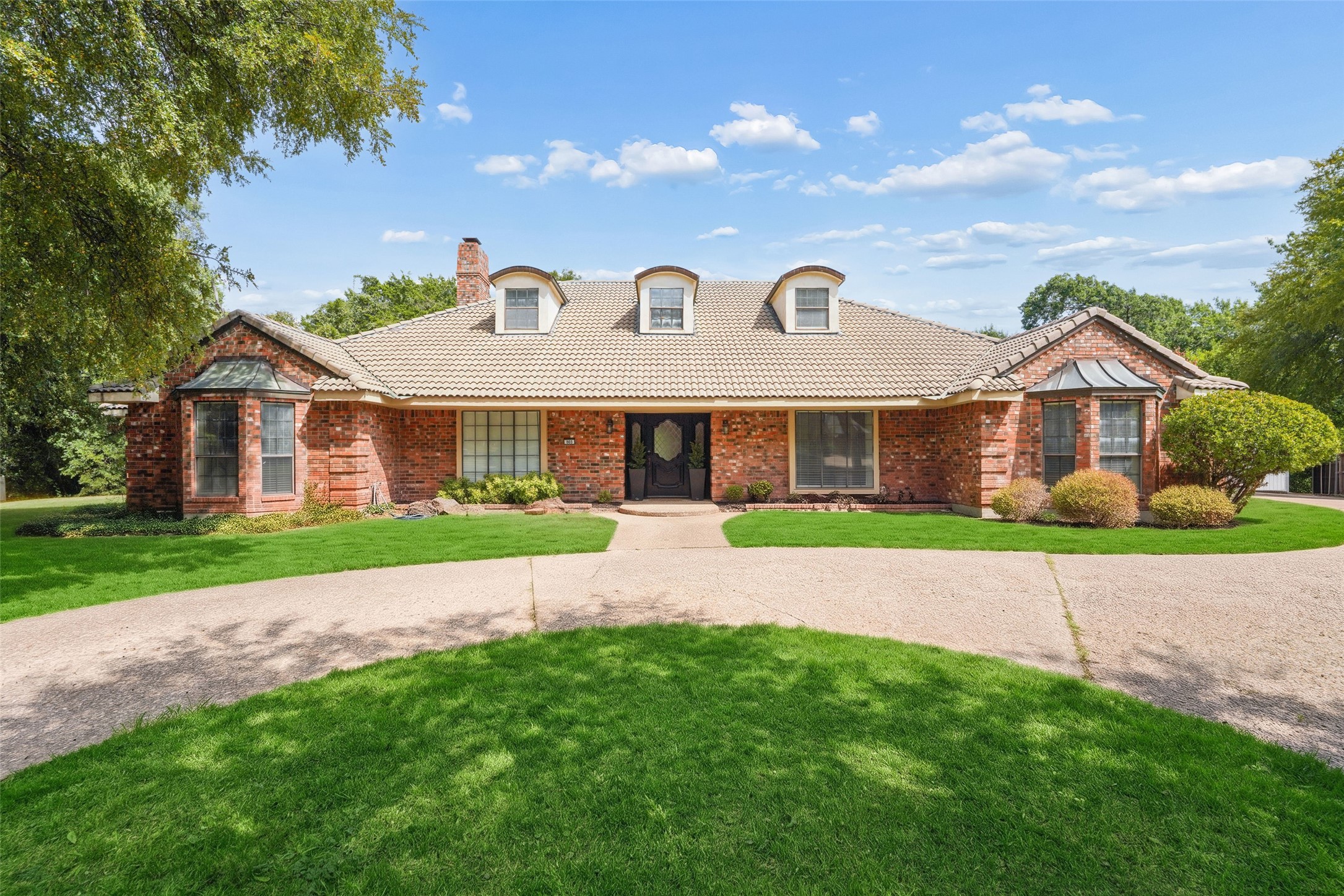 803 Green Tree Court — photo