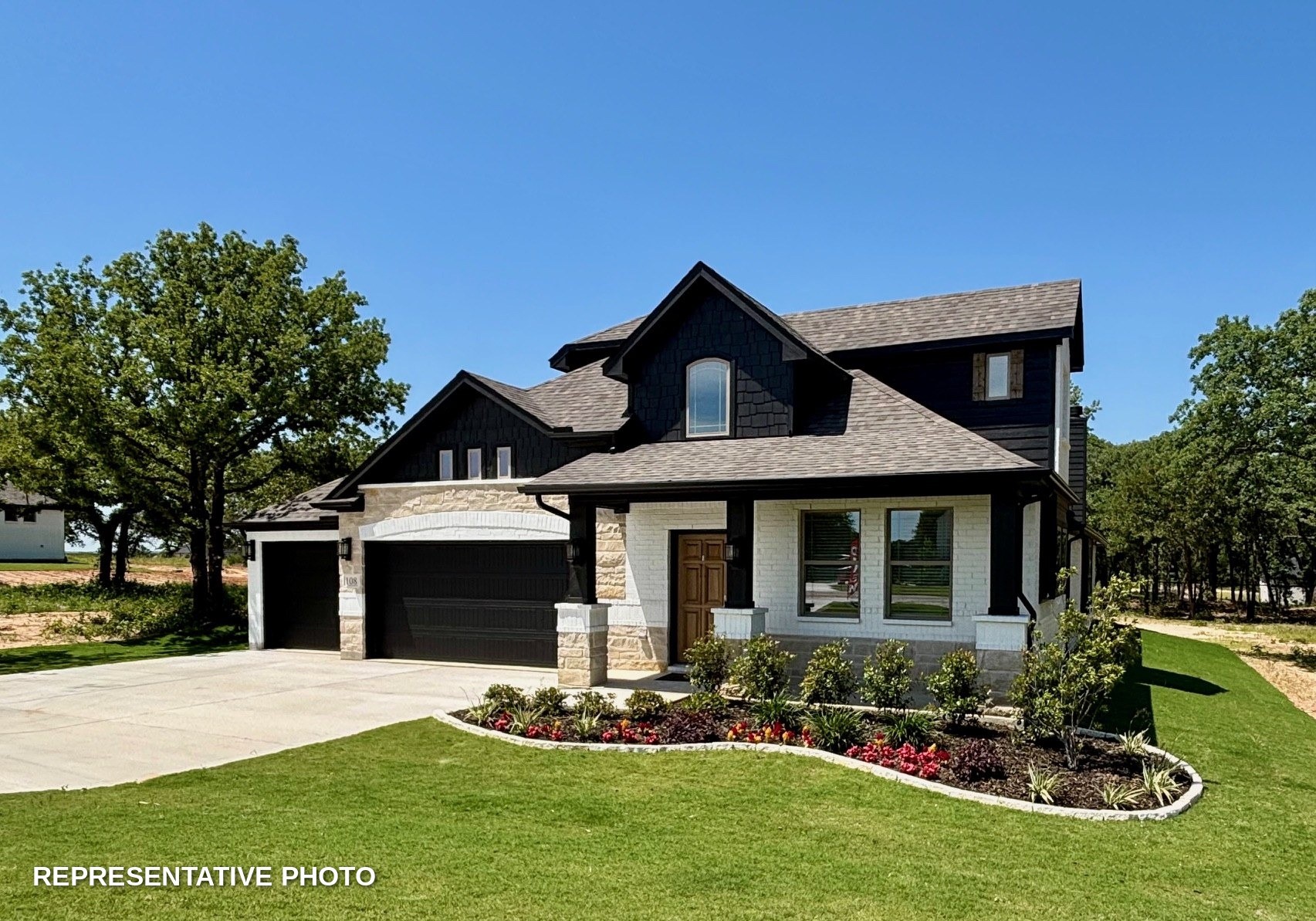 1065 Monaco Court — photo
