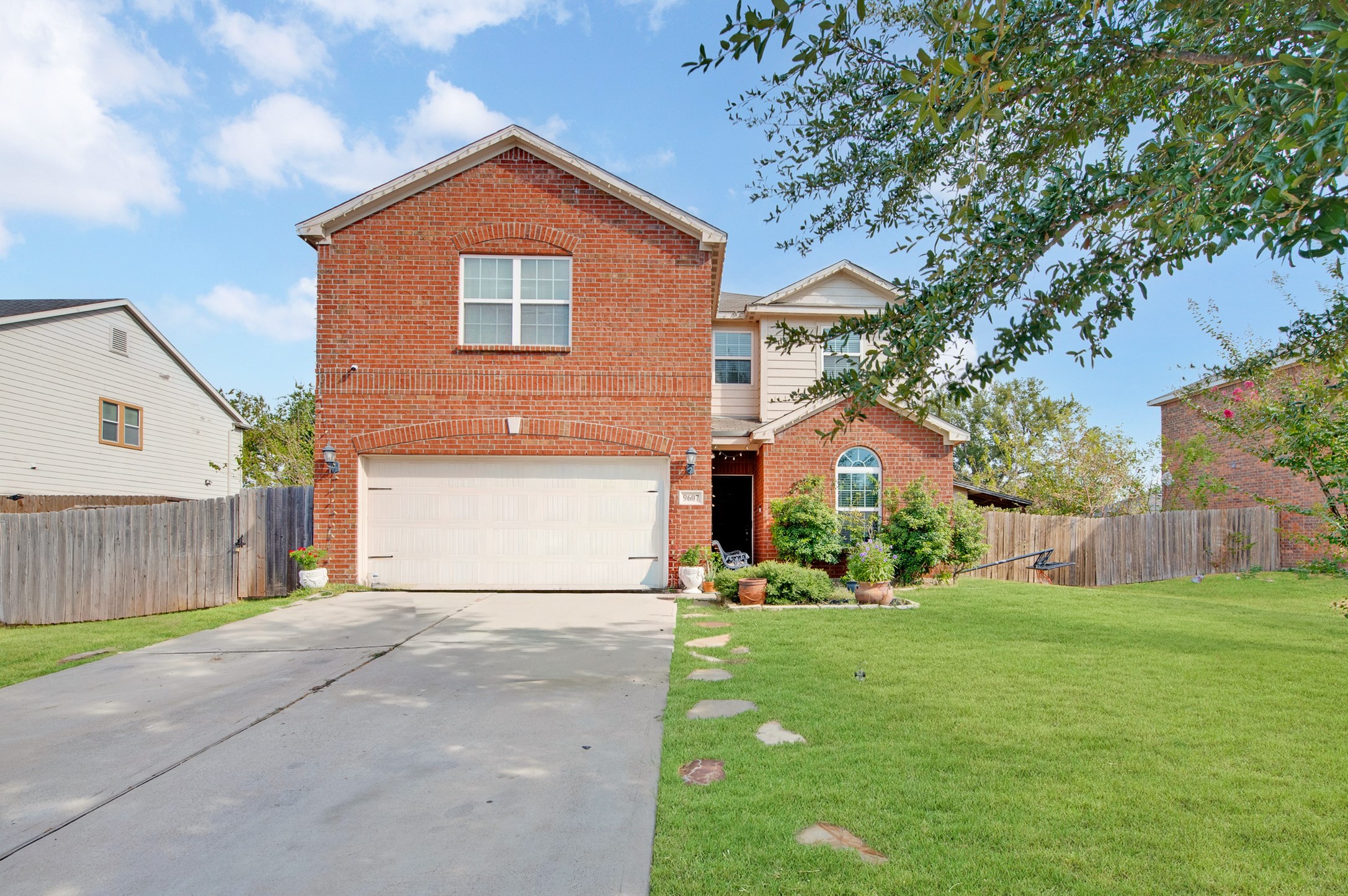 9607 Windridge Way — photo