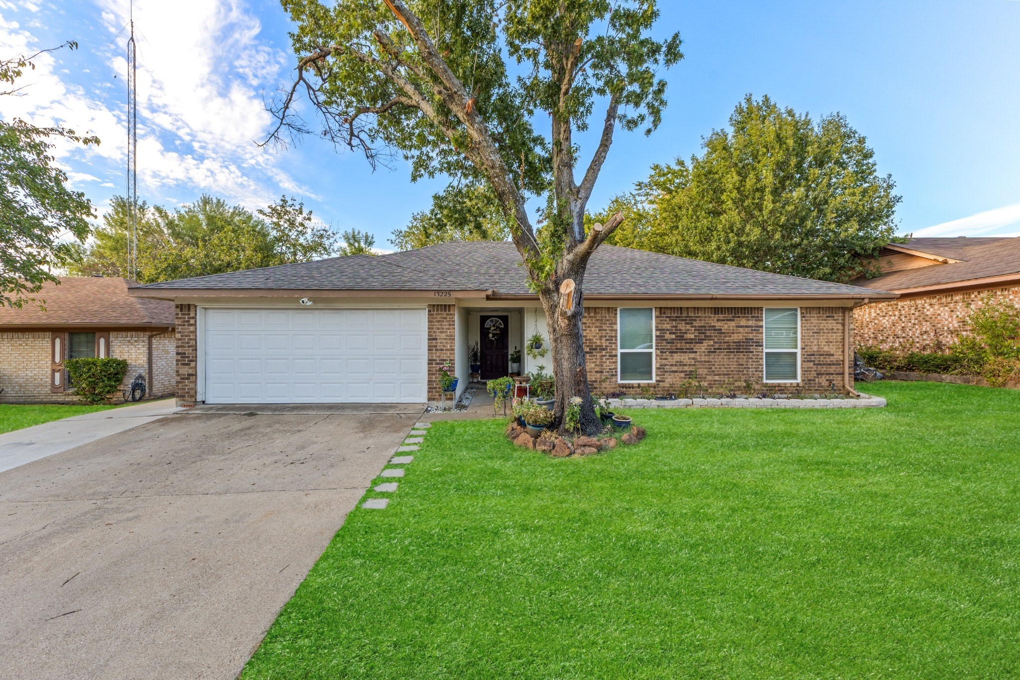 13225 Lexington Lane — photo
