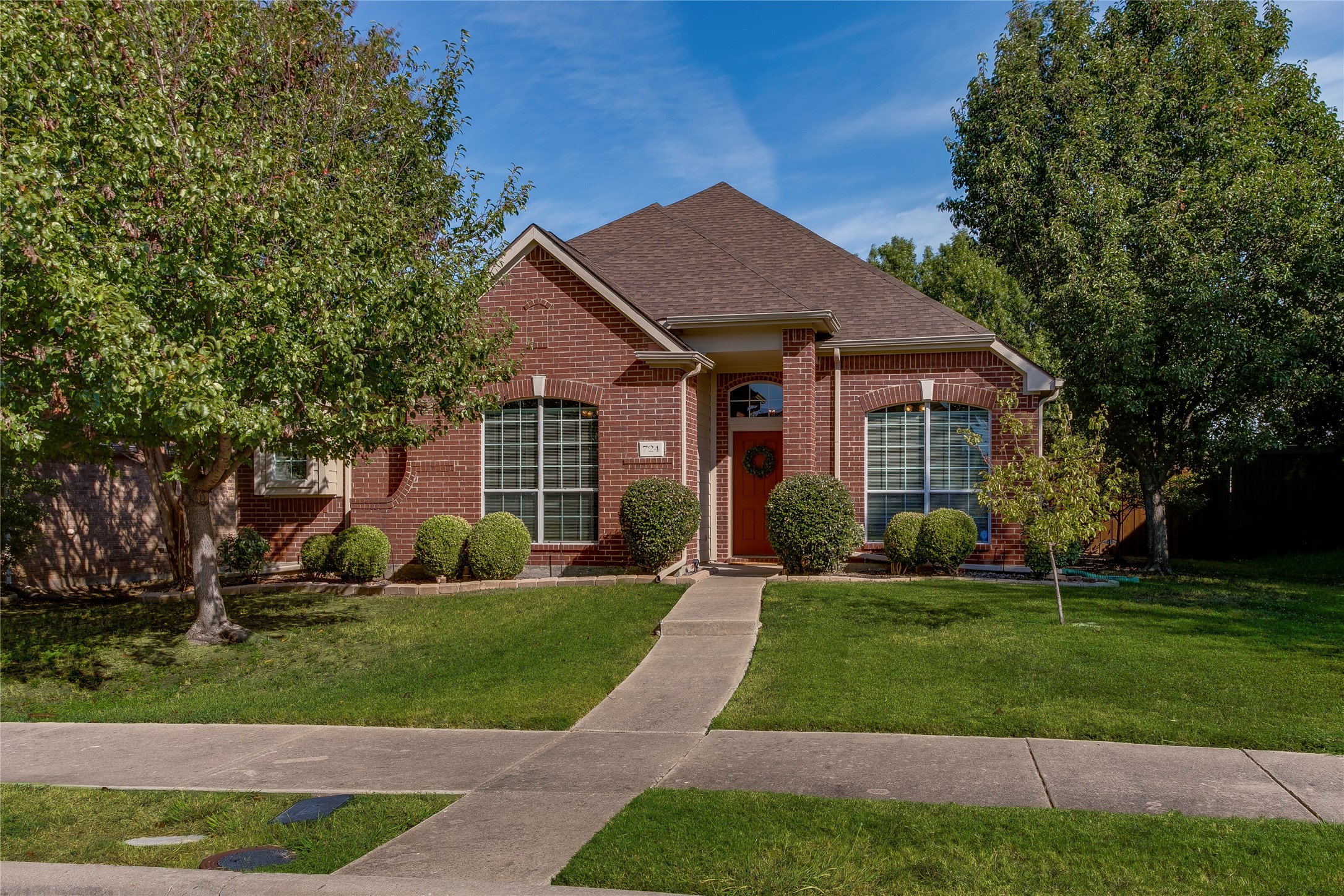 724 Vallejo Drive — photo