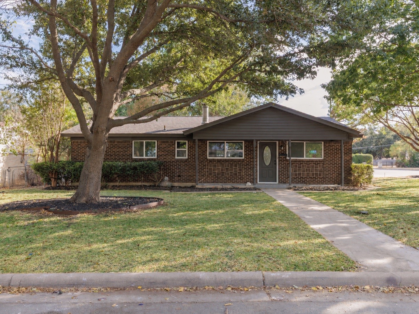 6700 Karen Drive — photo