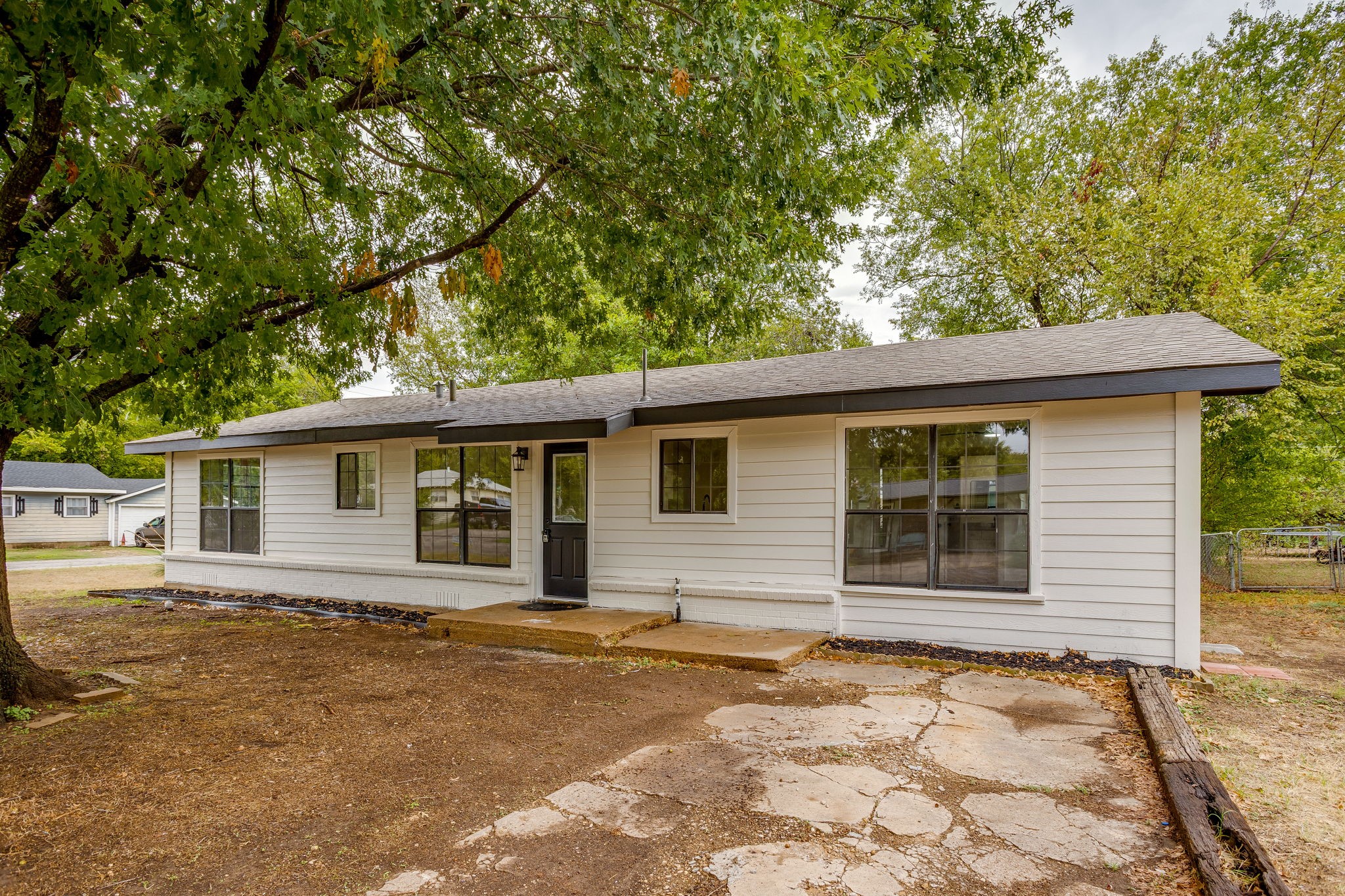 703 Odell Street — photo