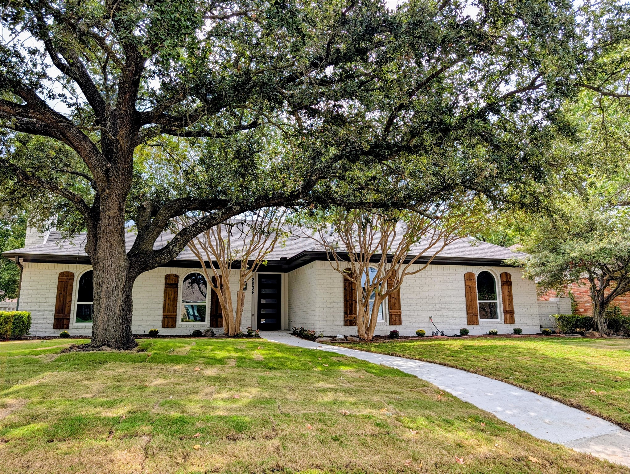 2404 Glen Forest Lane — photo