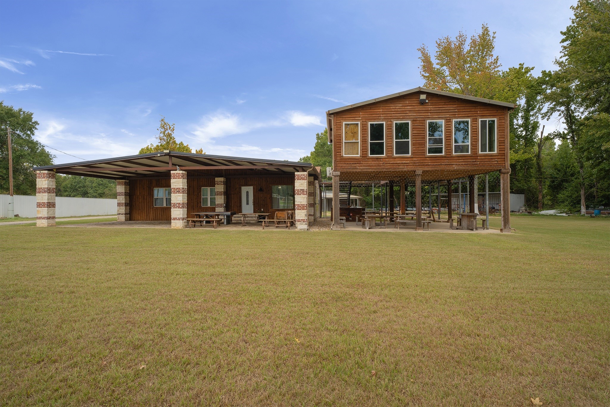 5989 State Highway 31 E — photo