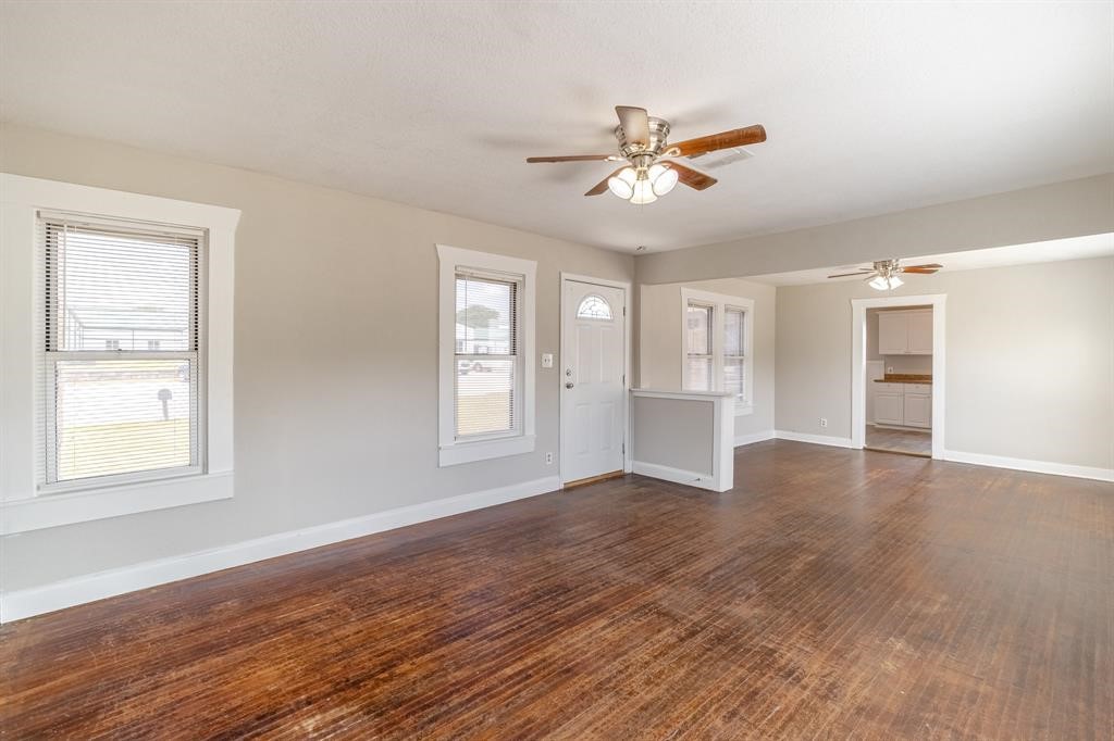 Home in Lake Worth, TX 76135 — photo 3