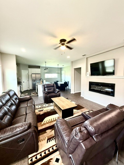 7804 Freedom Crest Avenue — photo