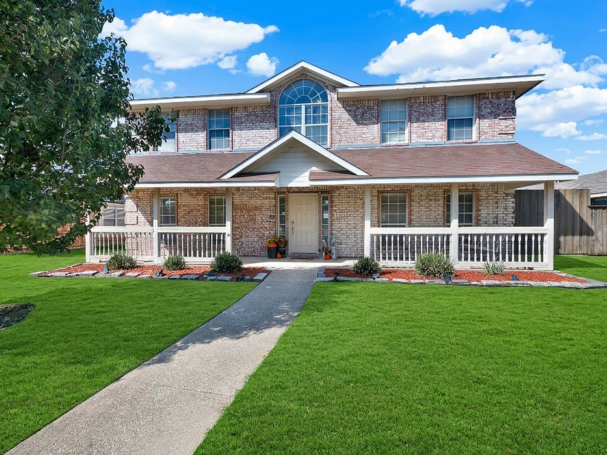 1315 Normandy Lane — photo