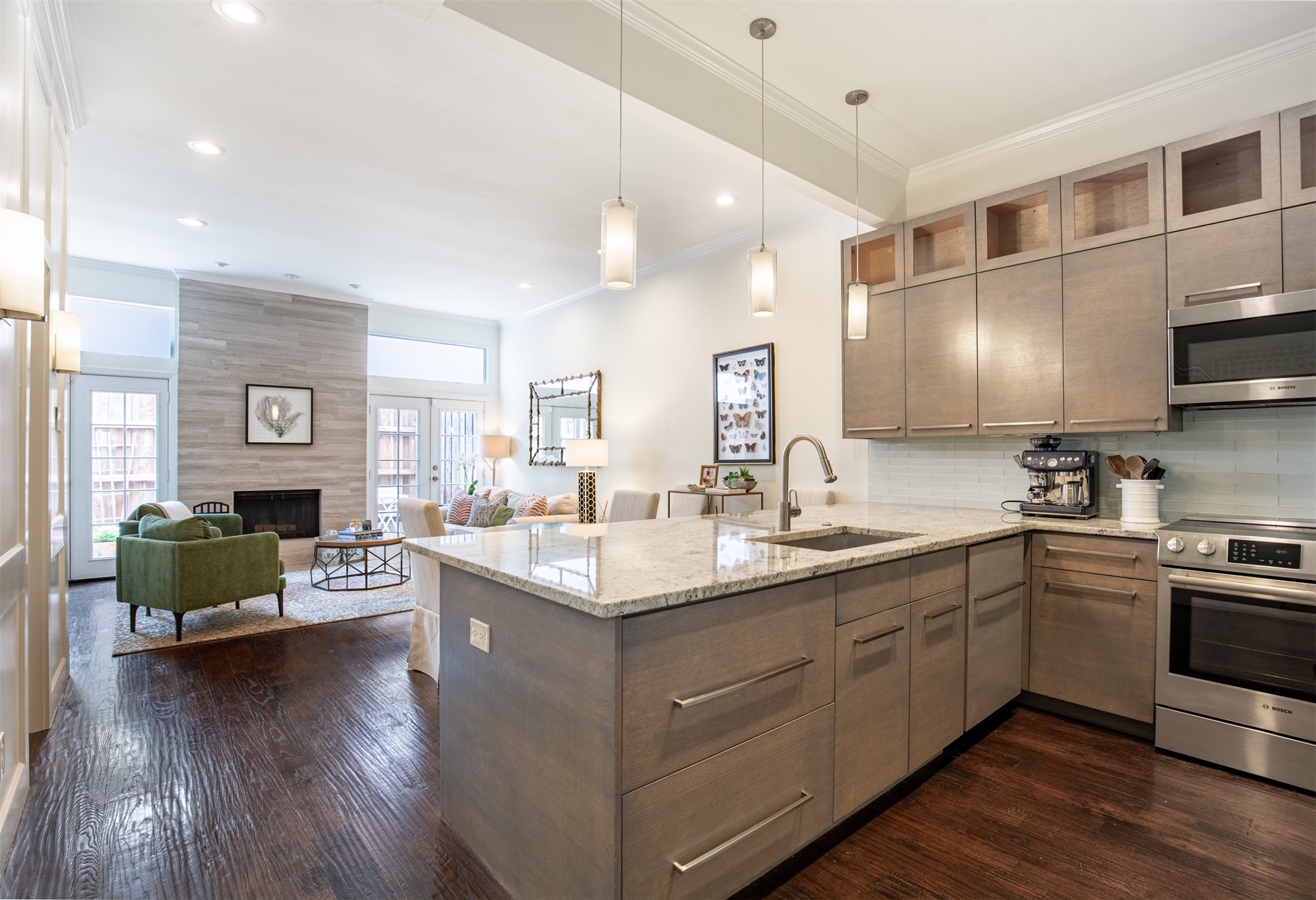 4015 Holland Avenue Unit 106 — photo