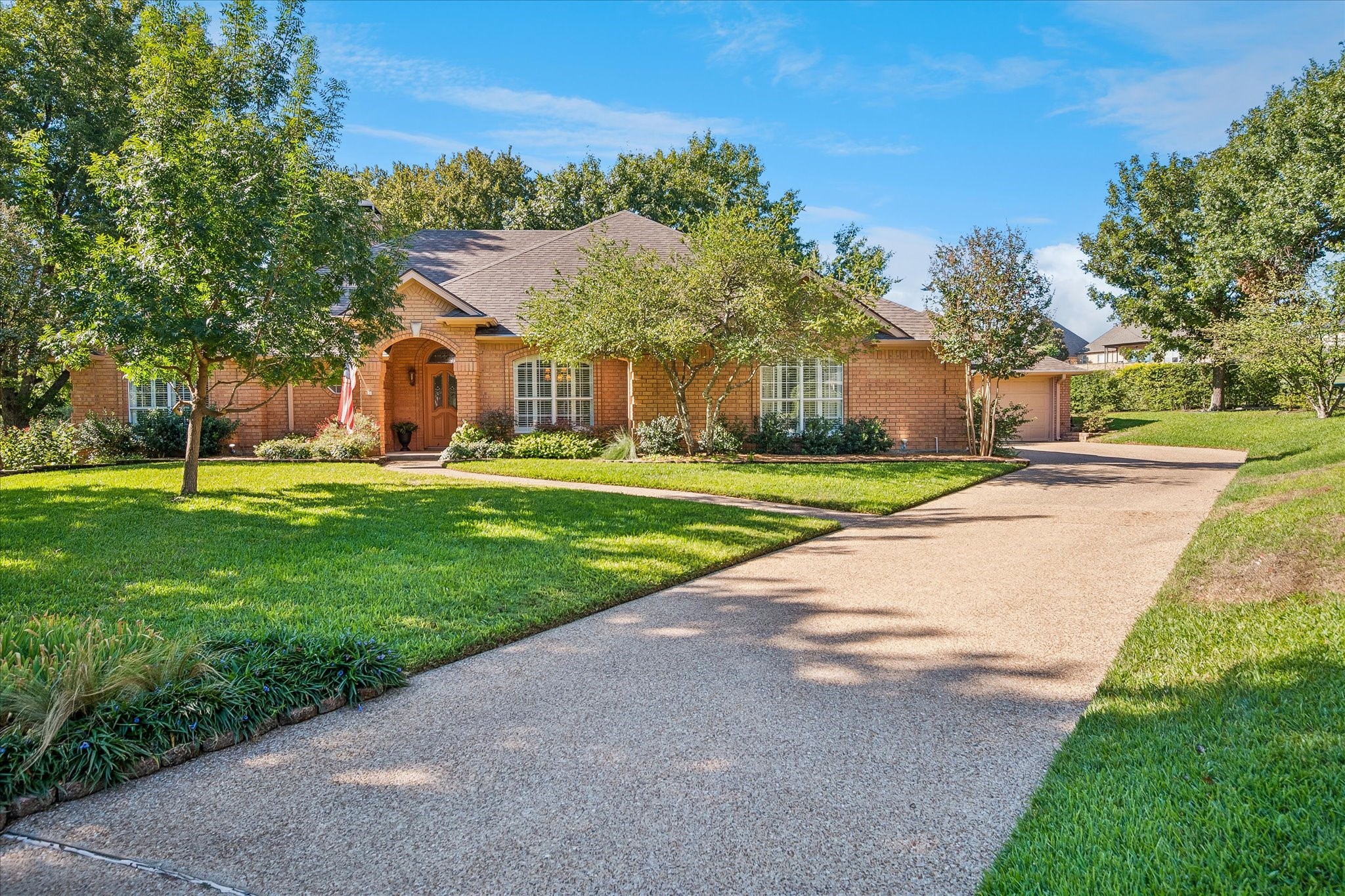 4424 Fair Ridge Drive — photo