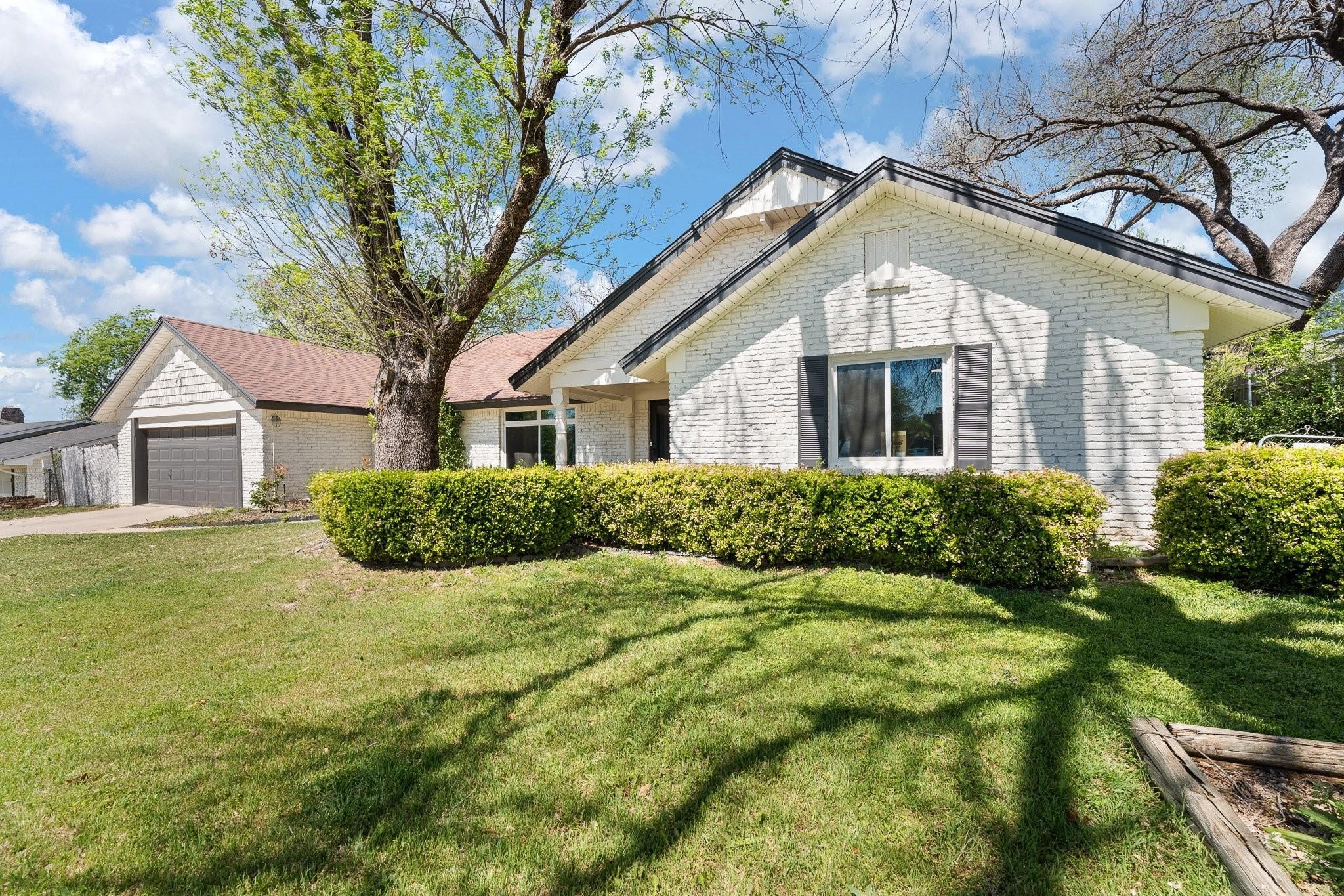 8116 Bangor Drive — photo
