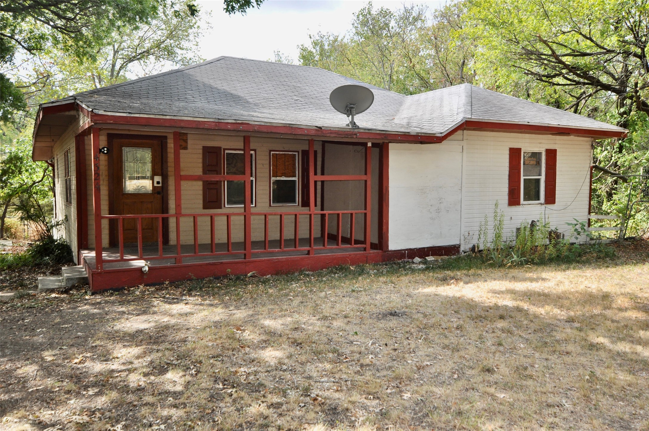 4324 S Cedar Circle Drive — photo