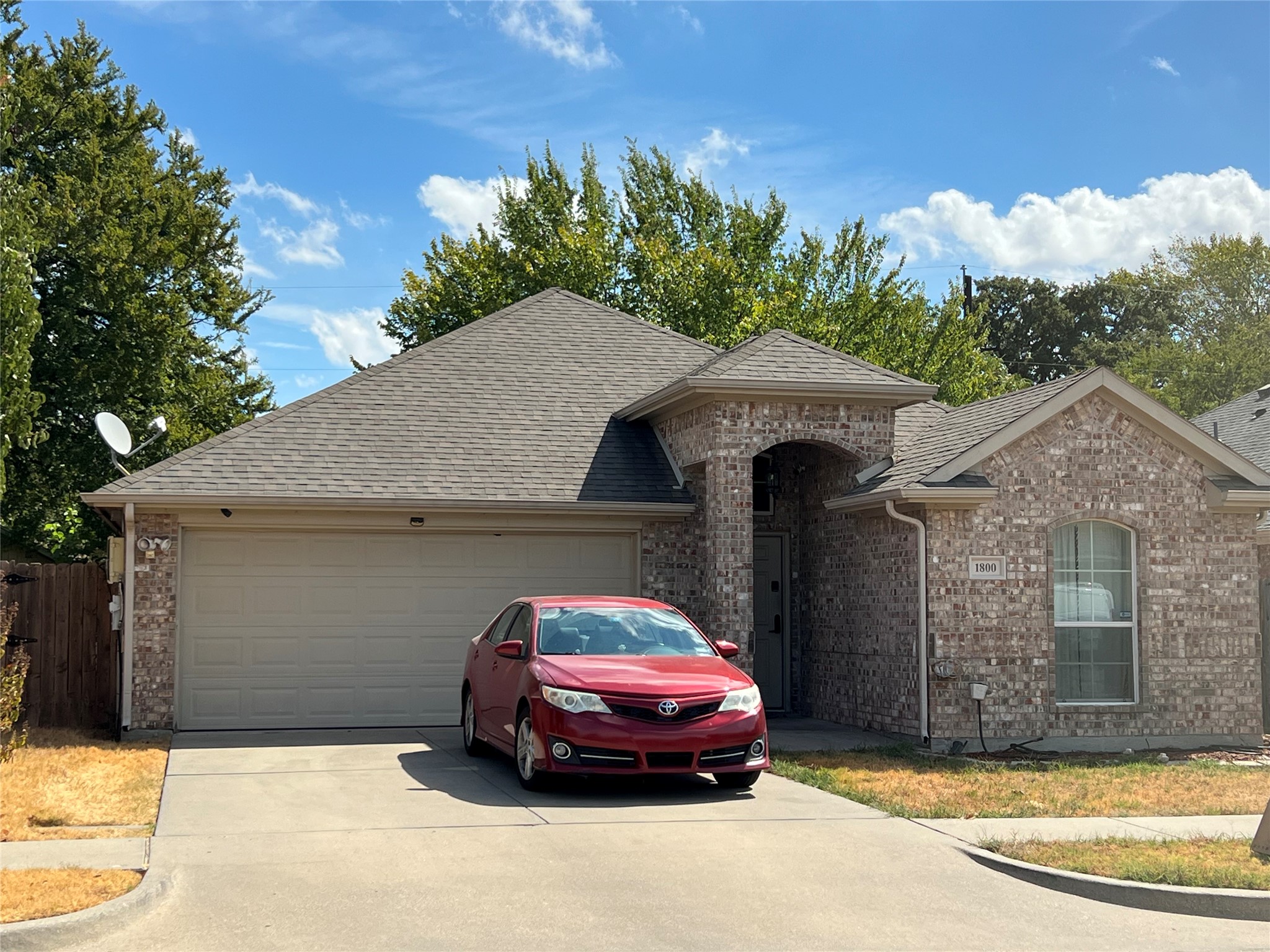 1800 Jordan Court — photo