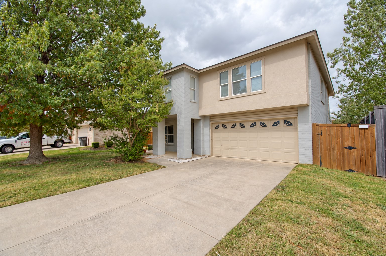 2813 Custer Drive, Corinth, TX 76210 — photo 2