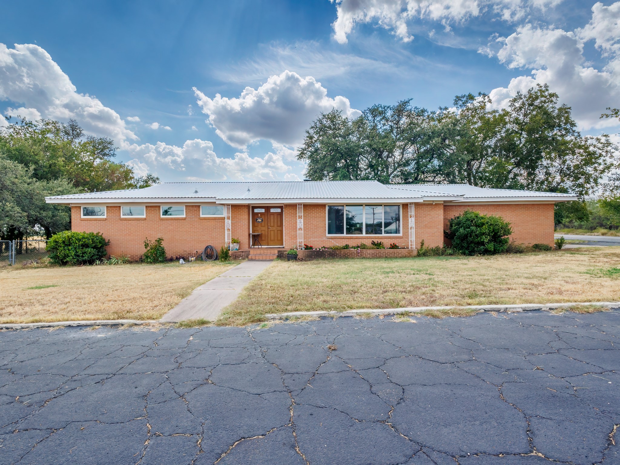601 Garmon Drive — photo