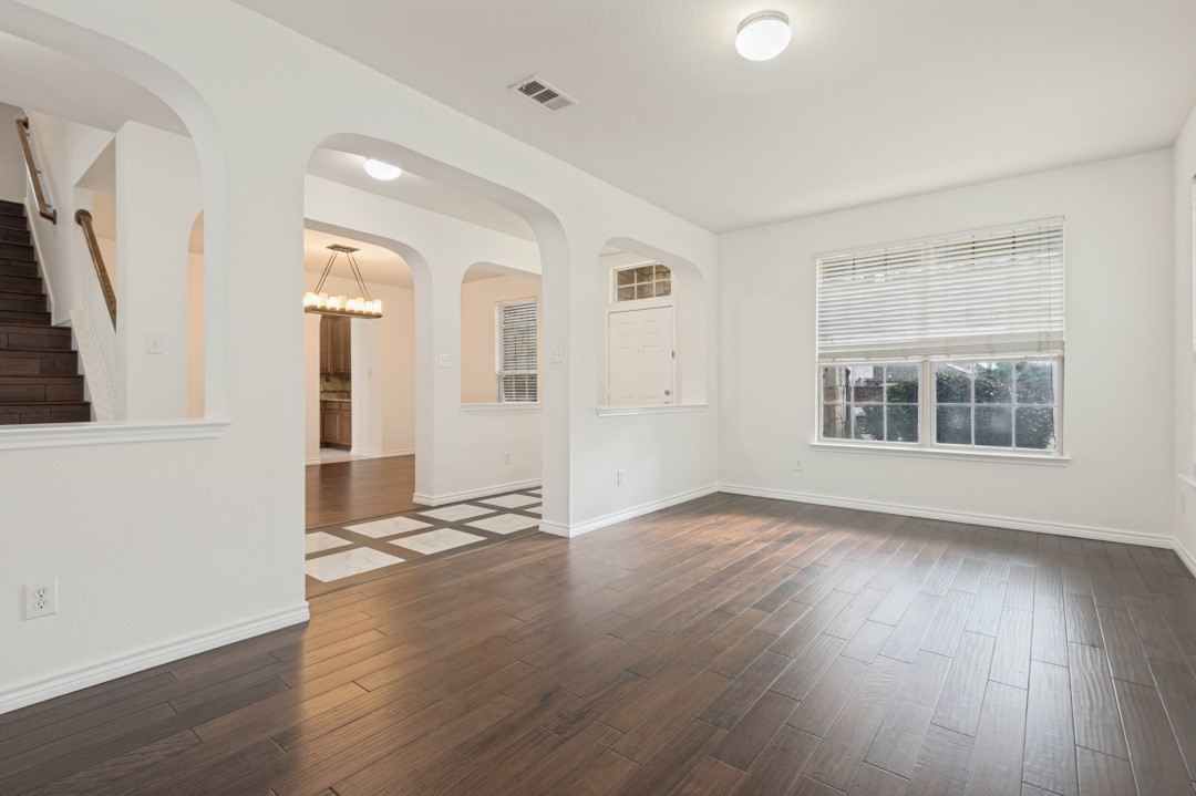 307 Moonlight Drive, Euless, TX 76039 — photo 2