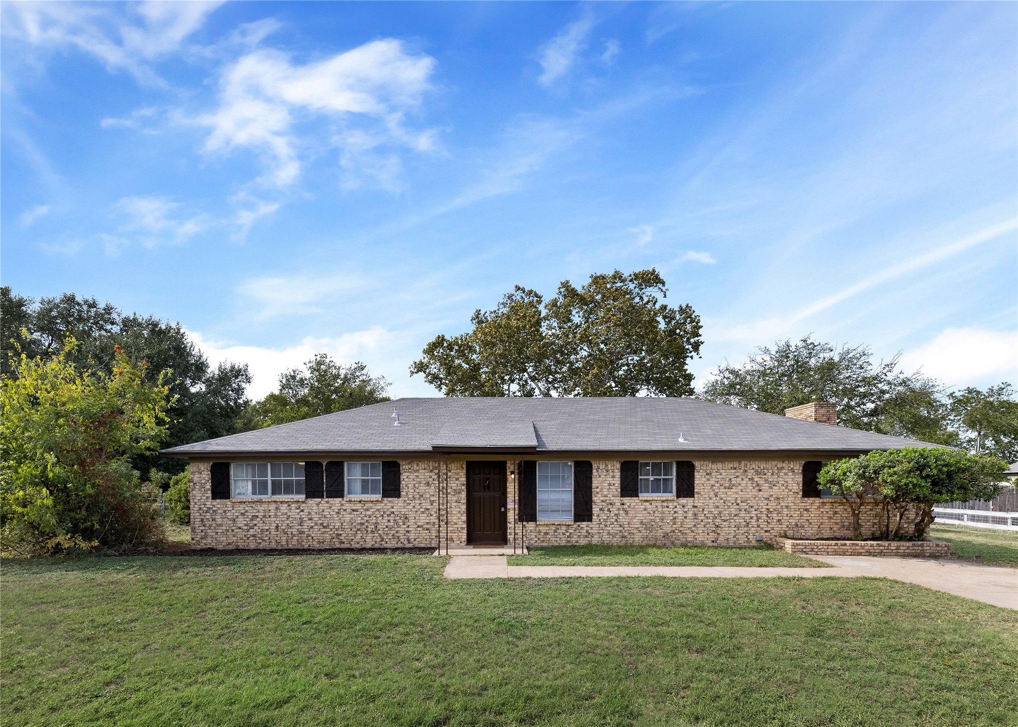 143 Wayman Drive — photo