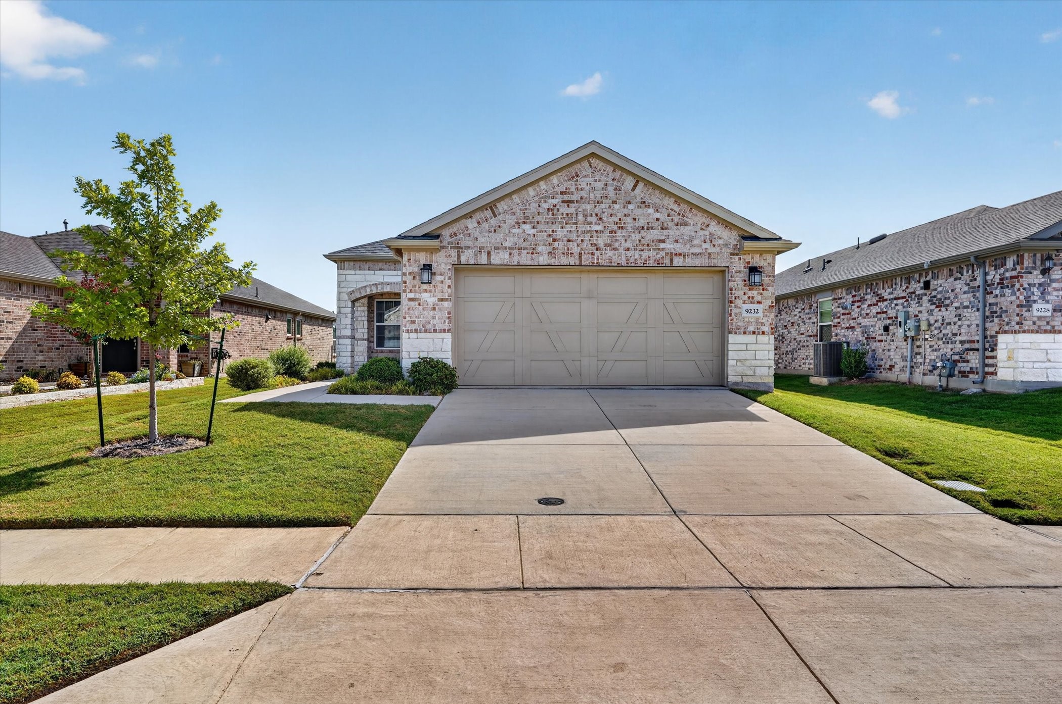 9232 Riverlight Road — photo