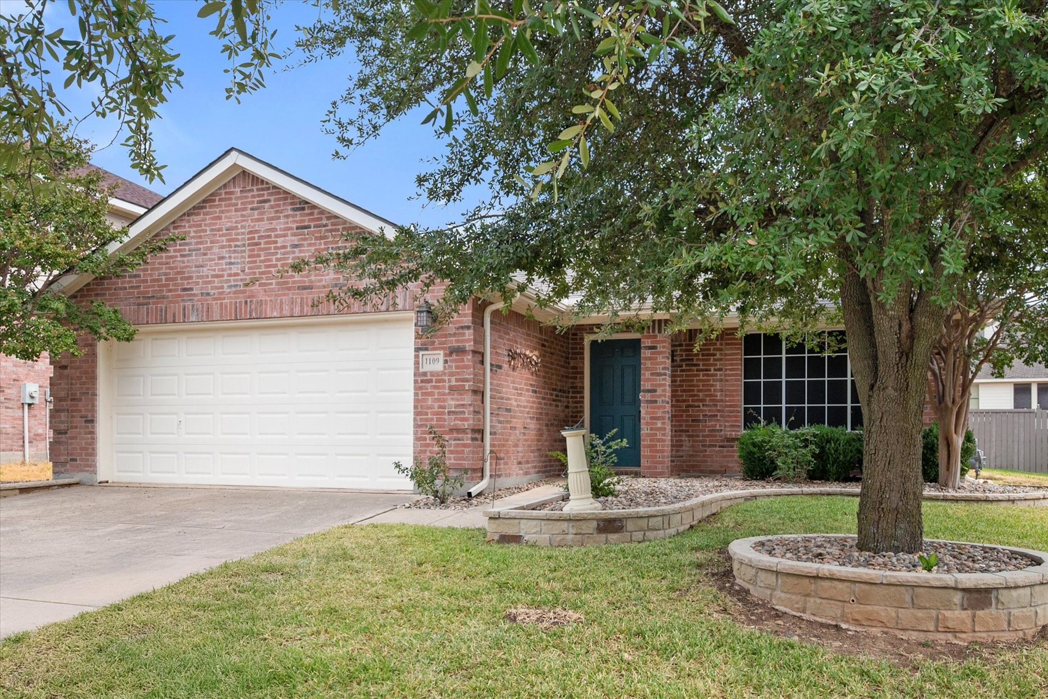 1109 Nighthawk Road — photo