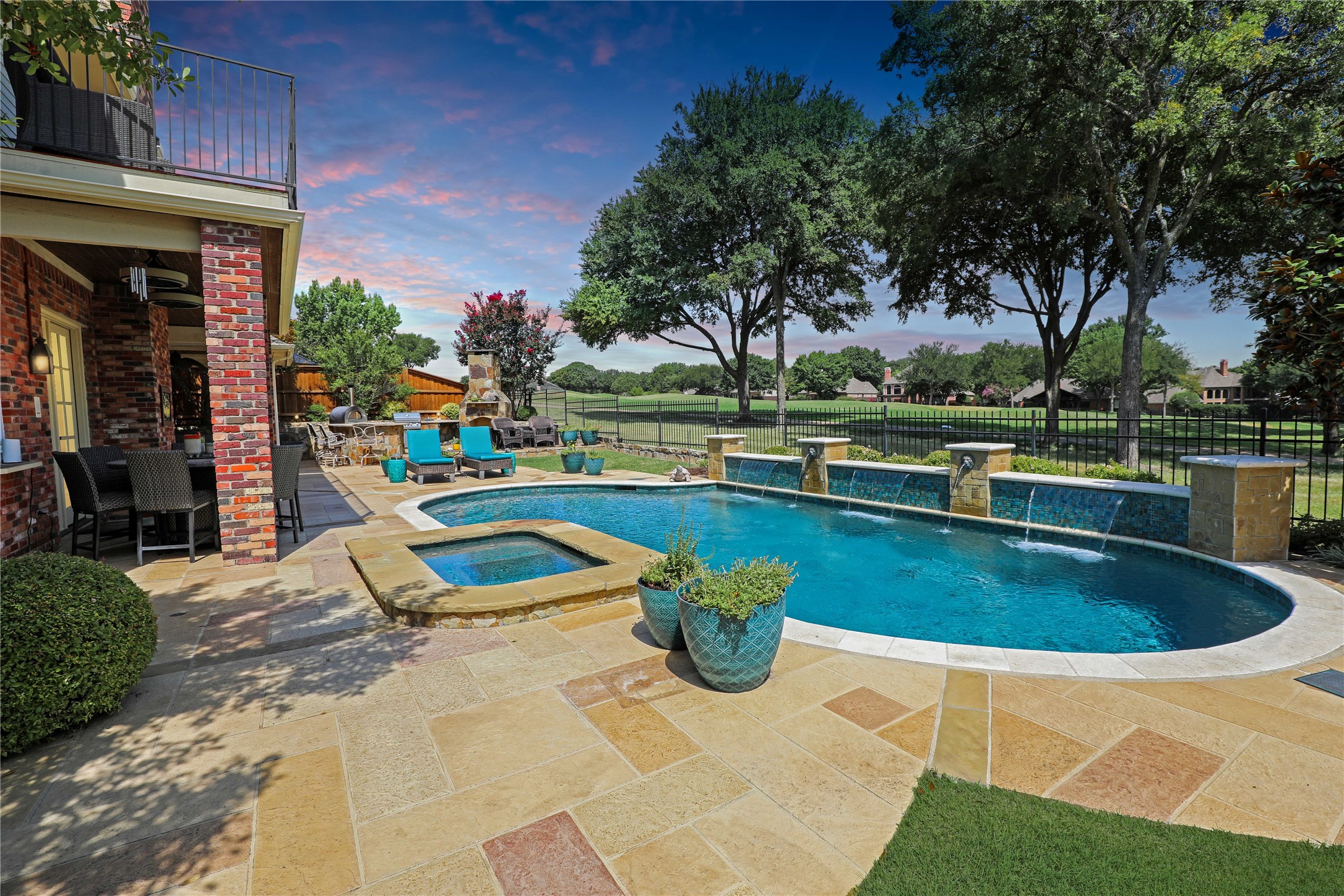 1204 Hills Creek Drive — photo