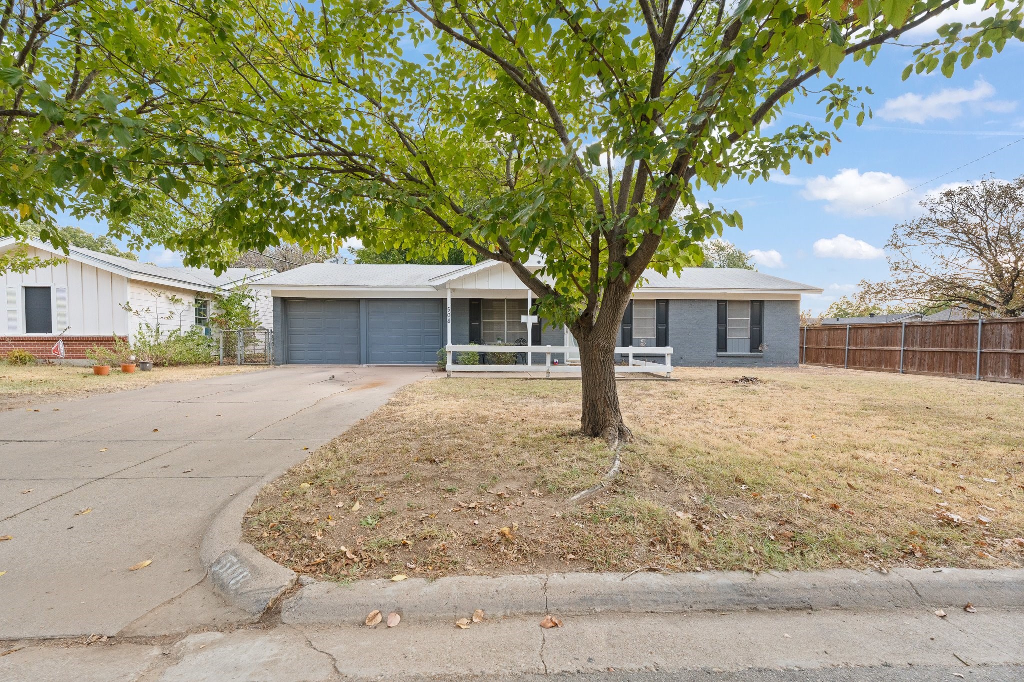 508 NW Newton Drive — photo