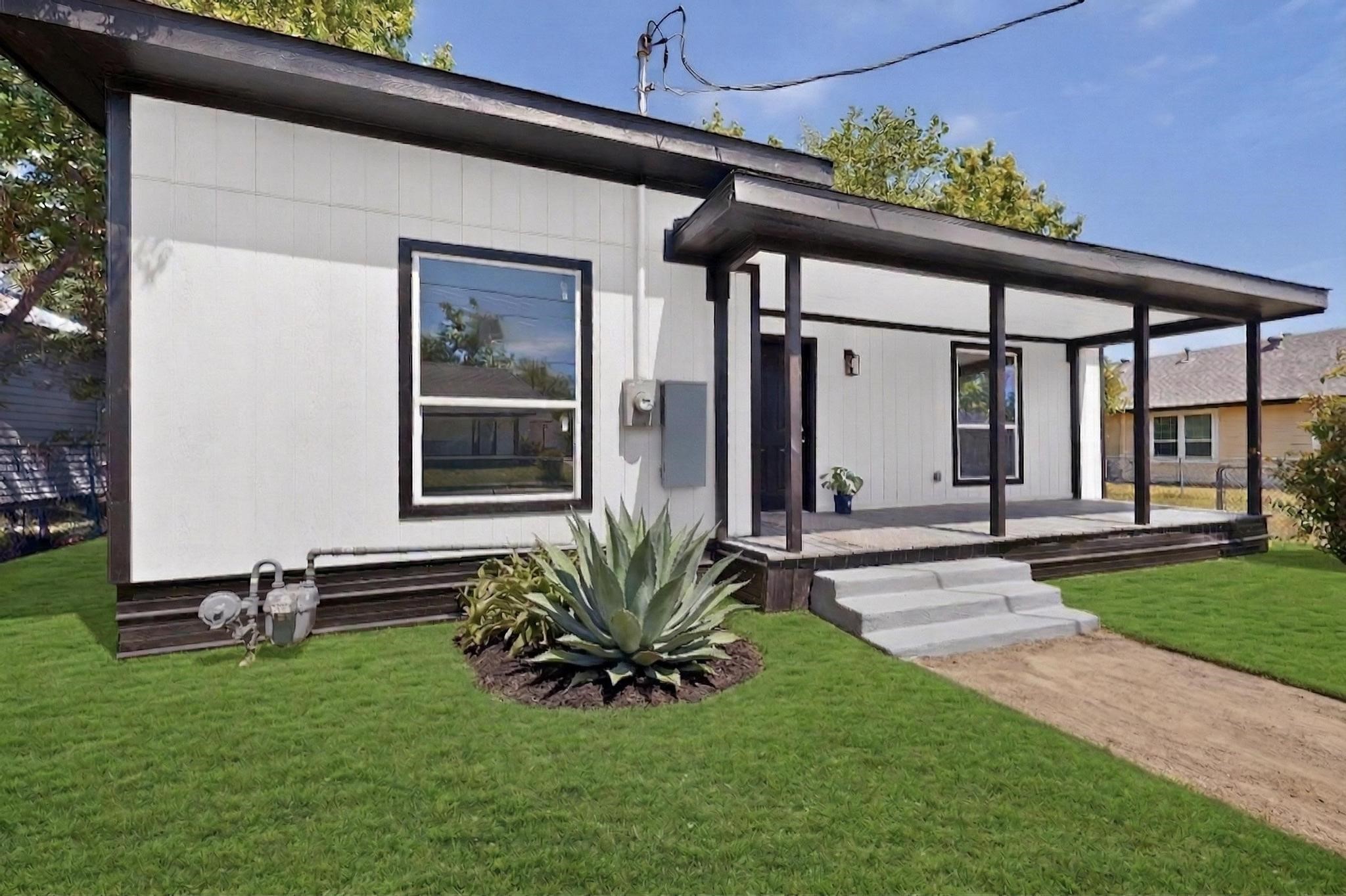 1612 Jones Street — photo