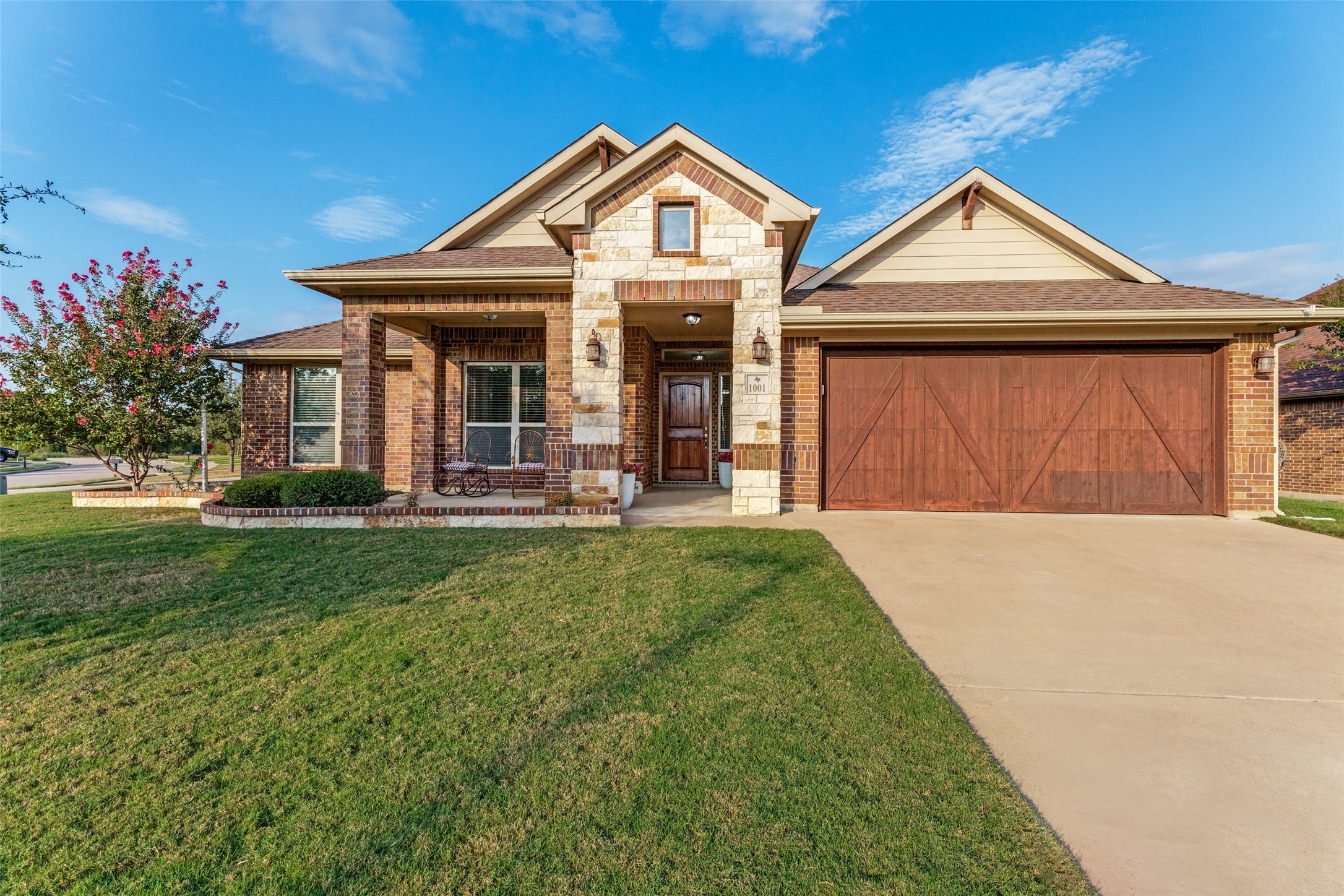 1001 Morningside Drive — photo