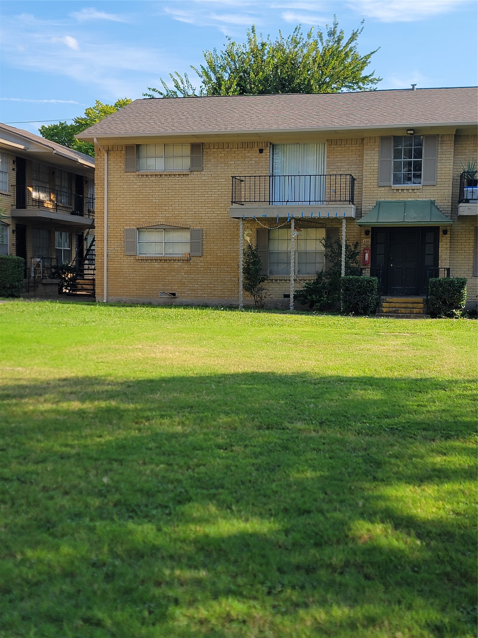 3520 Parkridge Drive 114 — photo