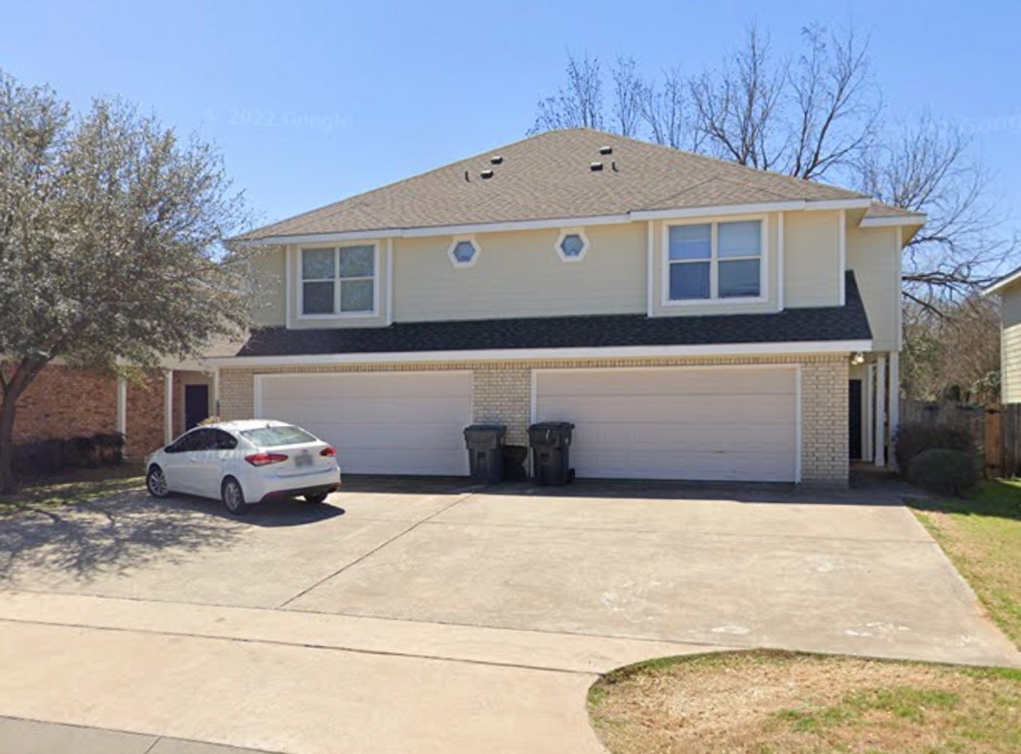2511 Pascal Court — photo