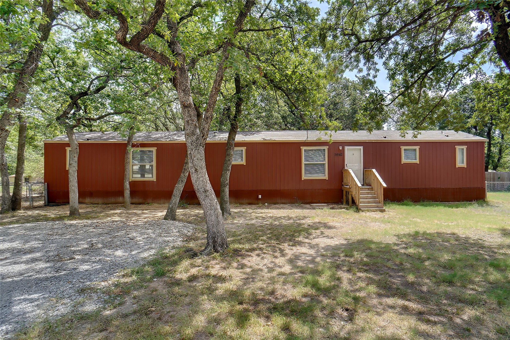 1652 Sheila Drive — photo
