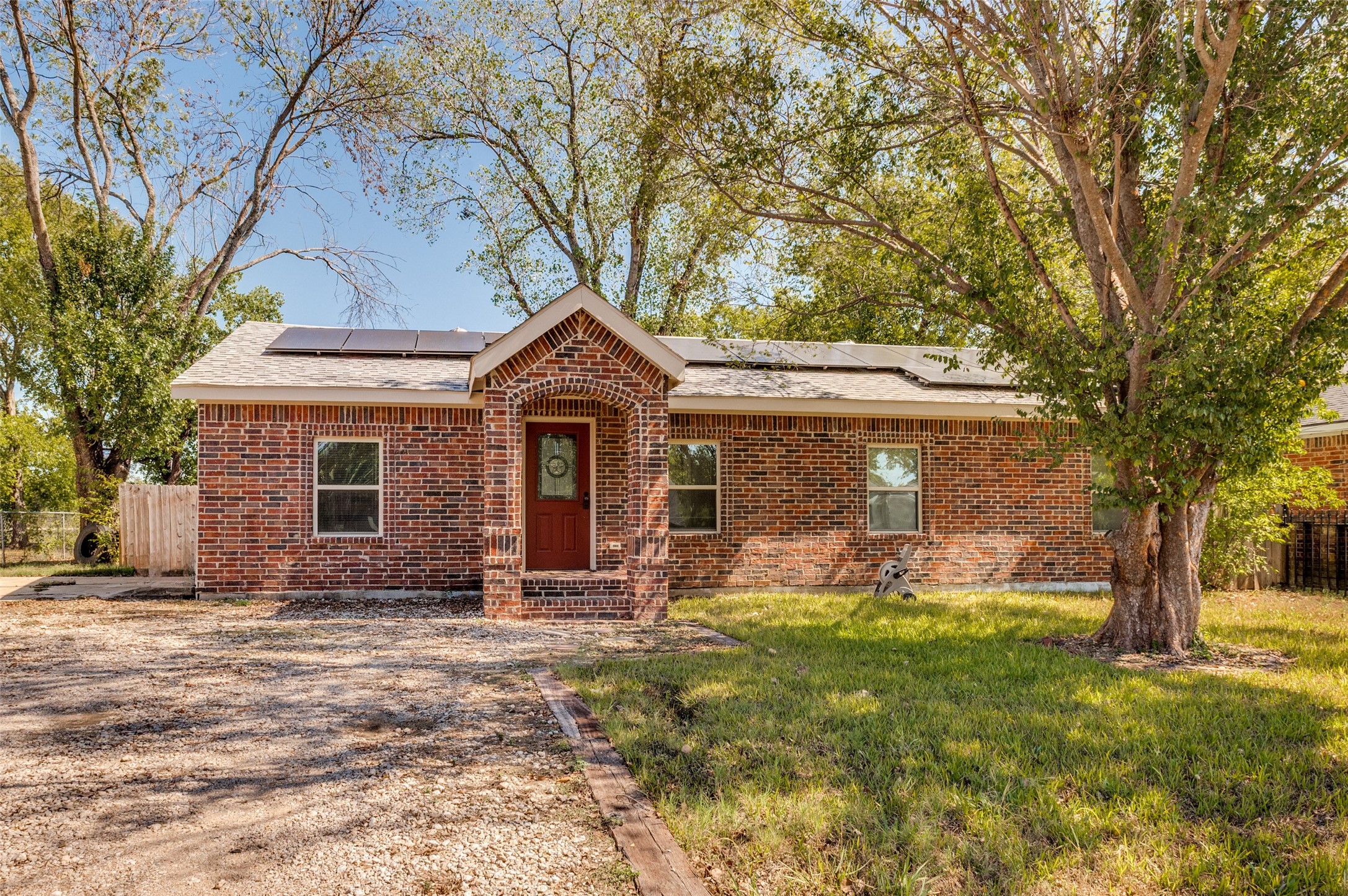 1414 Tempest Drive — photo