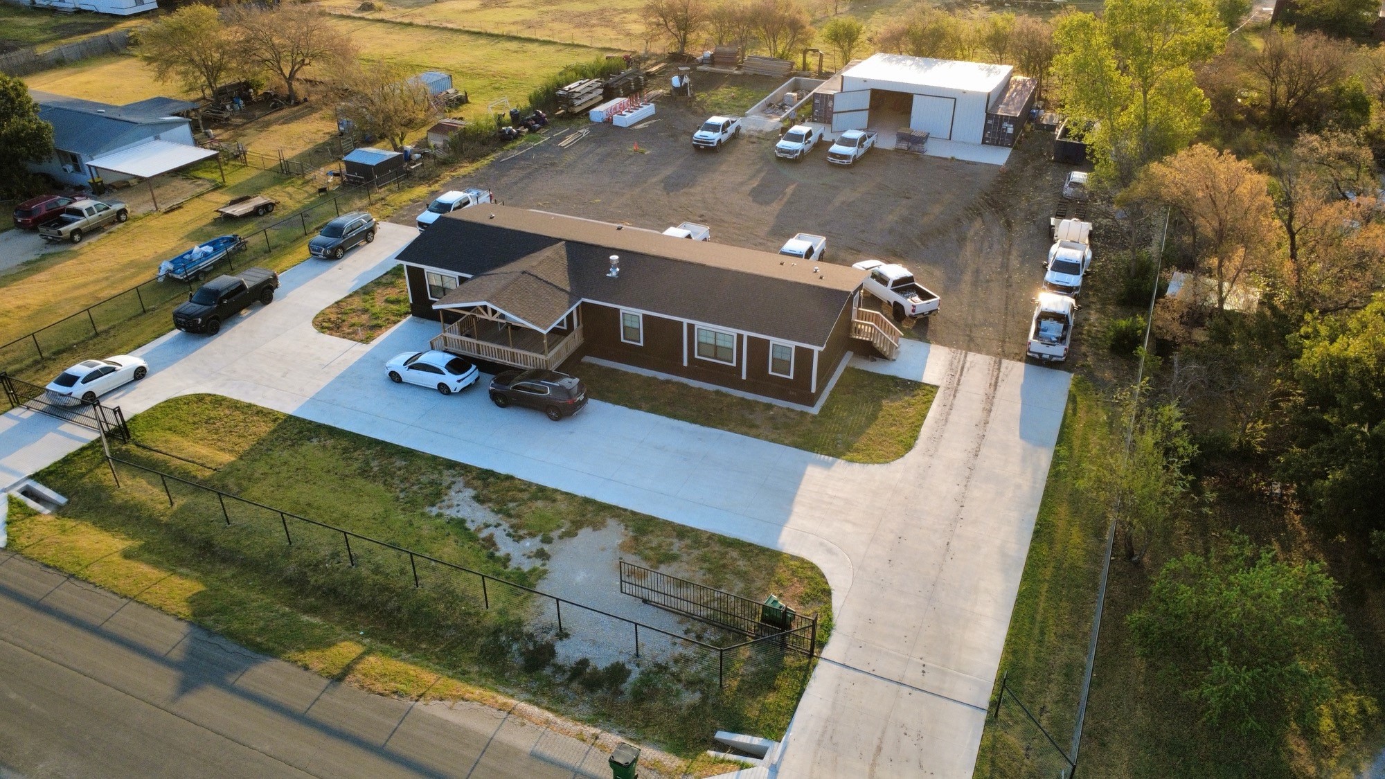 18061 Cindys Lane — photo